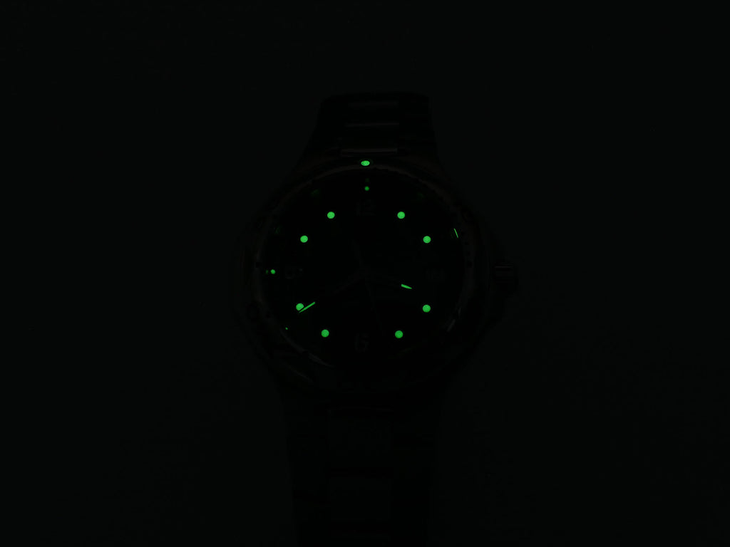 TAG Heuer Kirium WL1011 night time luminosity