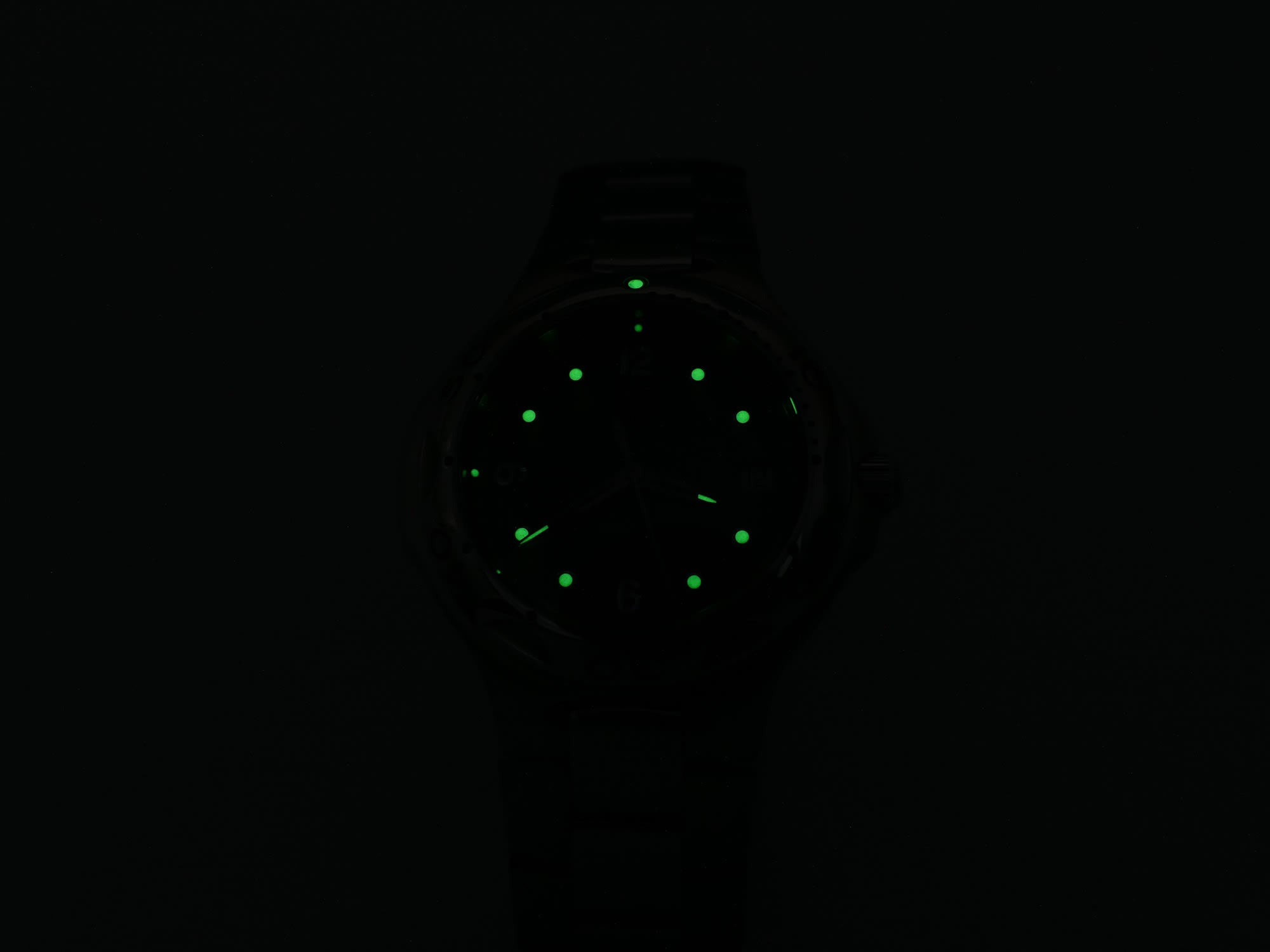 TAG Heuer Kirium WL1011 night time luminosity