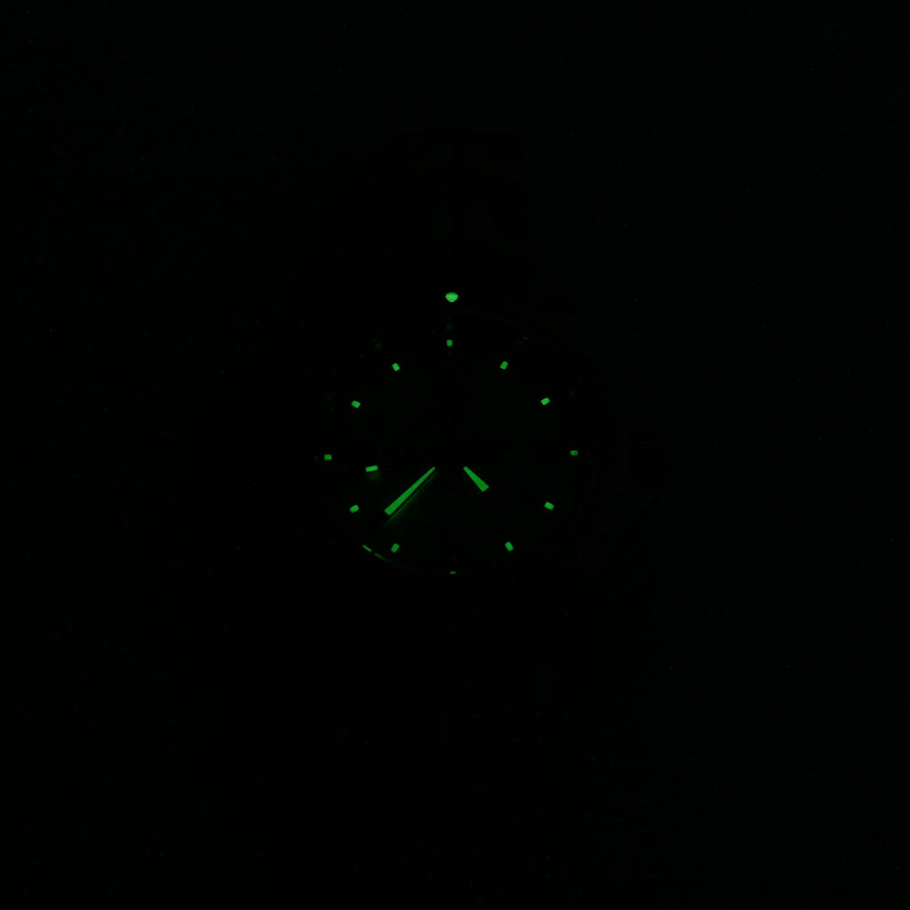TAG Heuer Link WT1112 night time luminosity