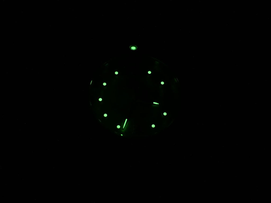 TAG Heuer Kirium Mid Size Silver Dial WL121E.BA0704 night time luminosity