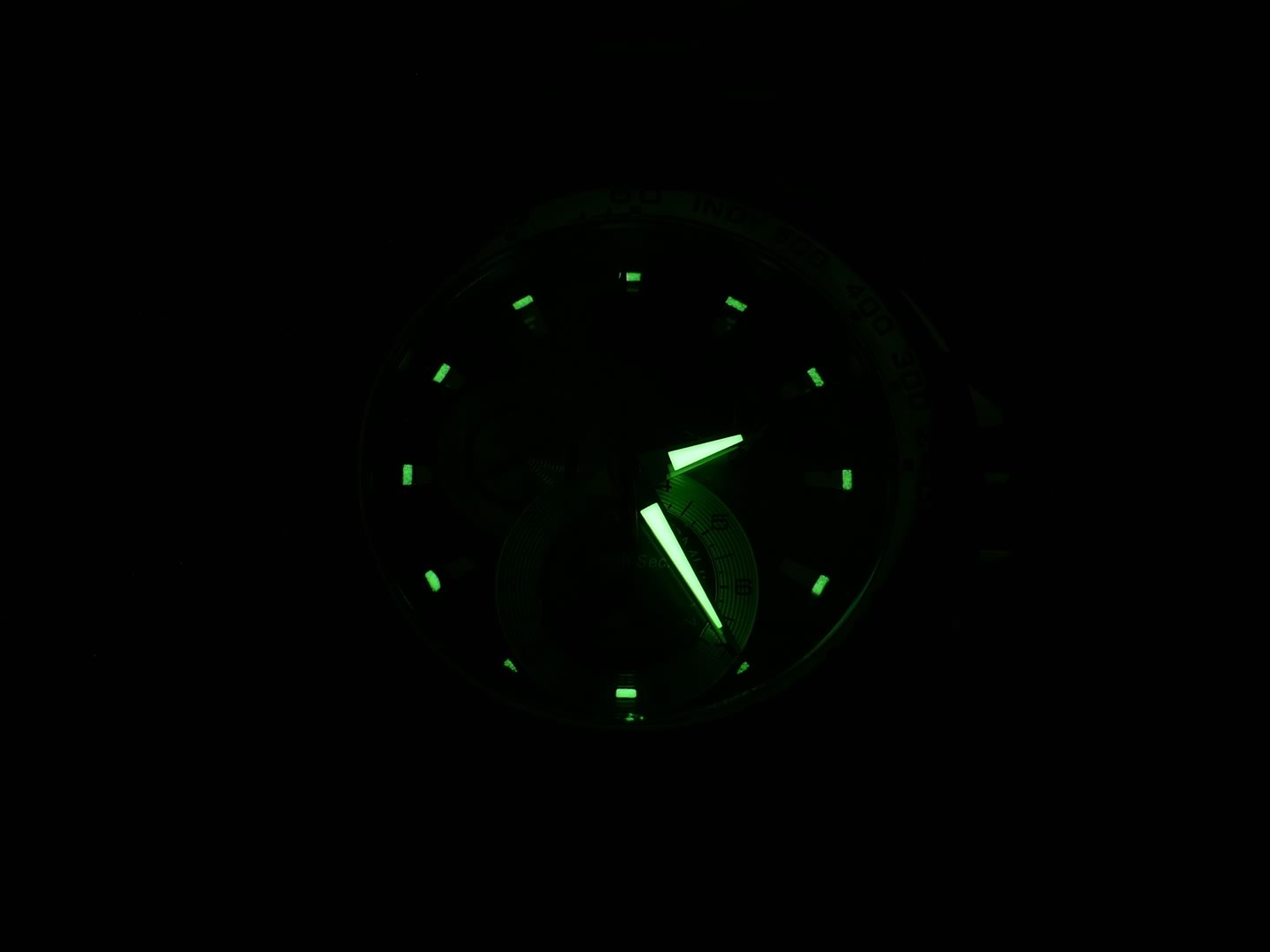 TAG Heuer Formula 1 Indy 500 CAH101A.BA0854 night time luminosity