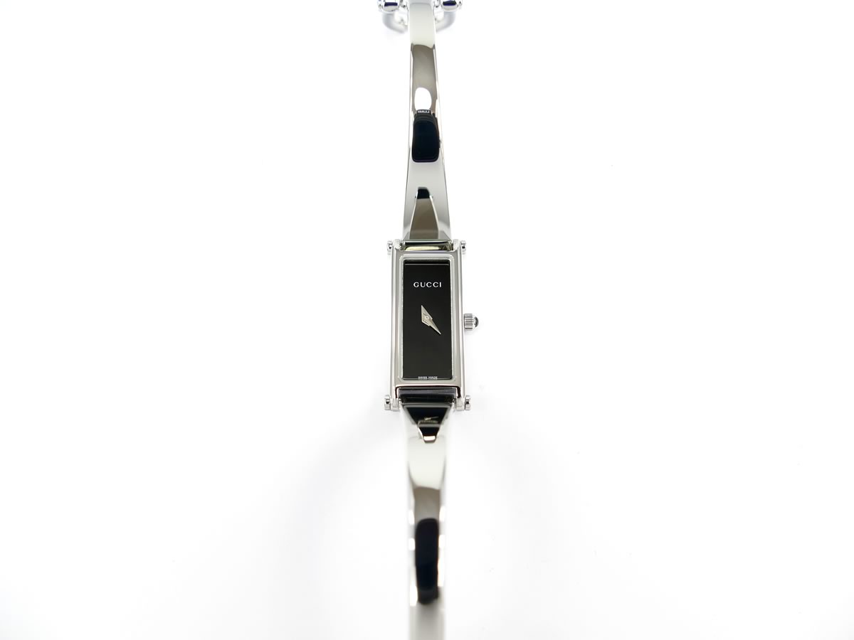 Gucci 1500 L Black Dial on Stainless Steel Bangle – SWWatches