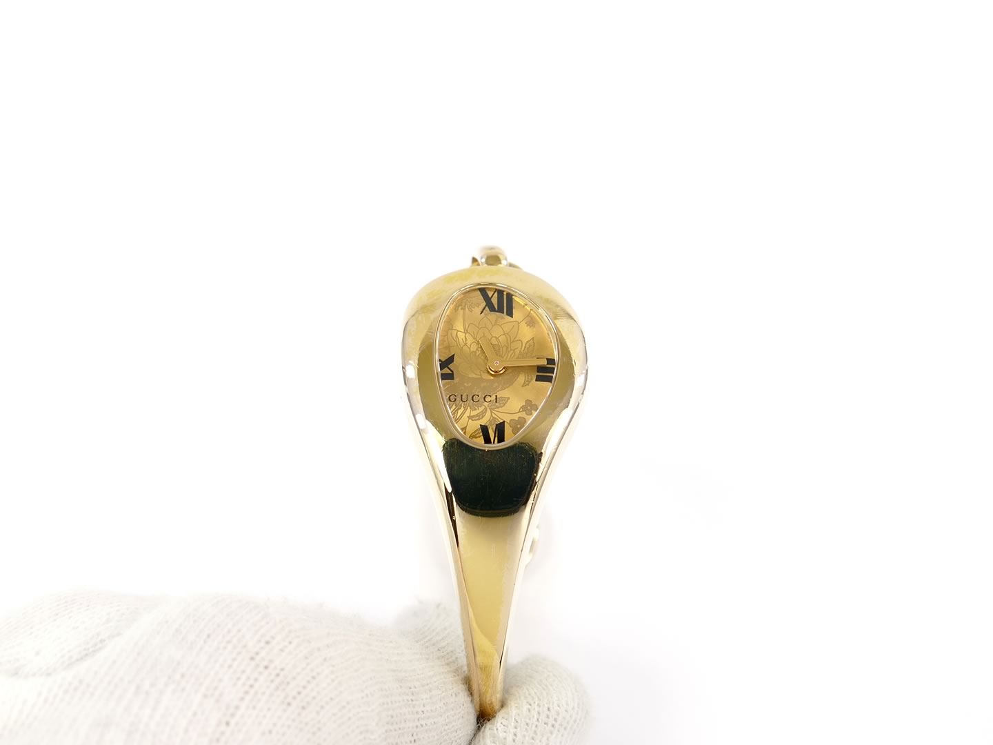Gucci Horsebit Champagne 18k Gold teardrop shape