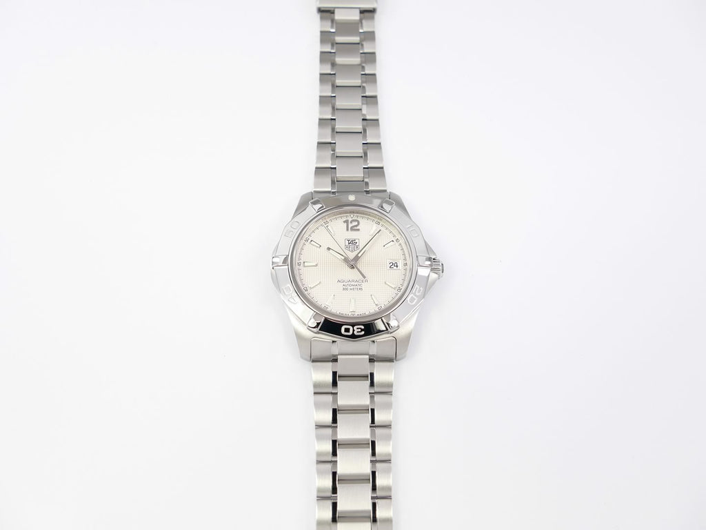 TAG Heuer Aquaracer WAF2111.BA0806 rotating bezel