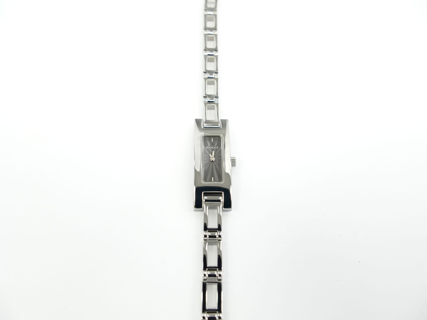 Gucci 3900L Grey Rectangular Stainless Steel case