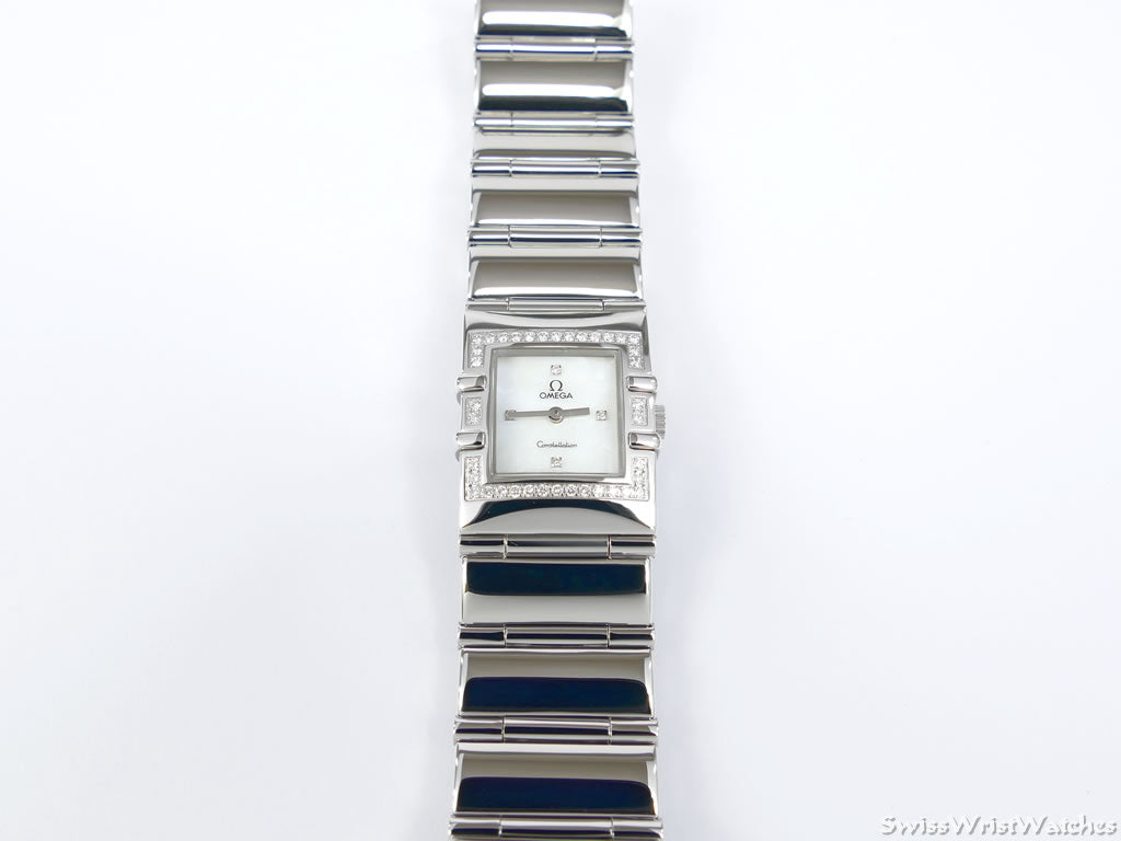 Omega Constellation Quadra White 1528.76.00 front view with diamonds