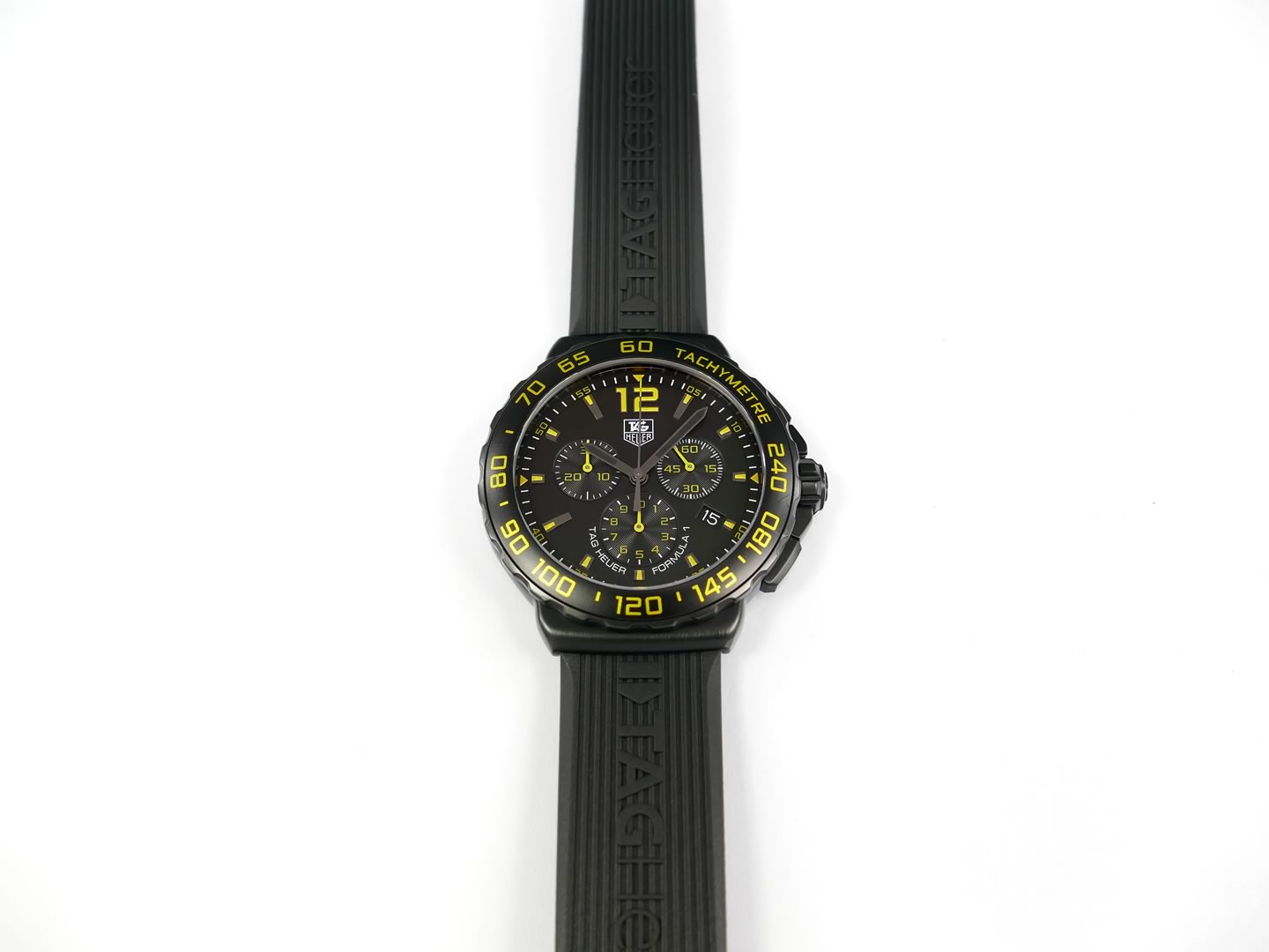 TAG Heuer Formula Black Yellow Chronograph F1 – SWWatches