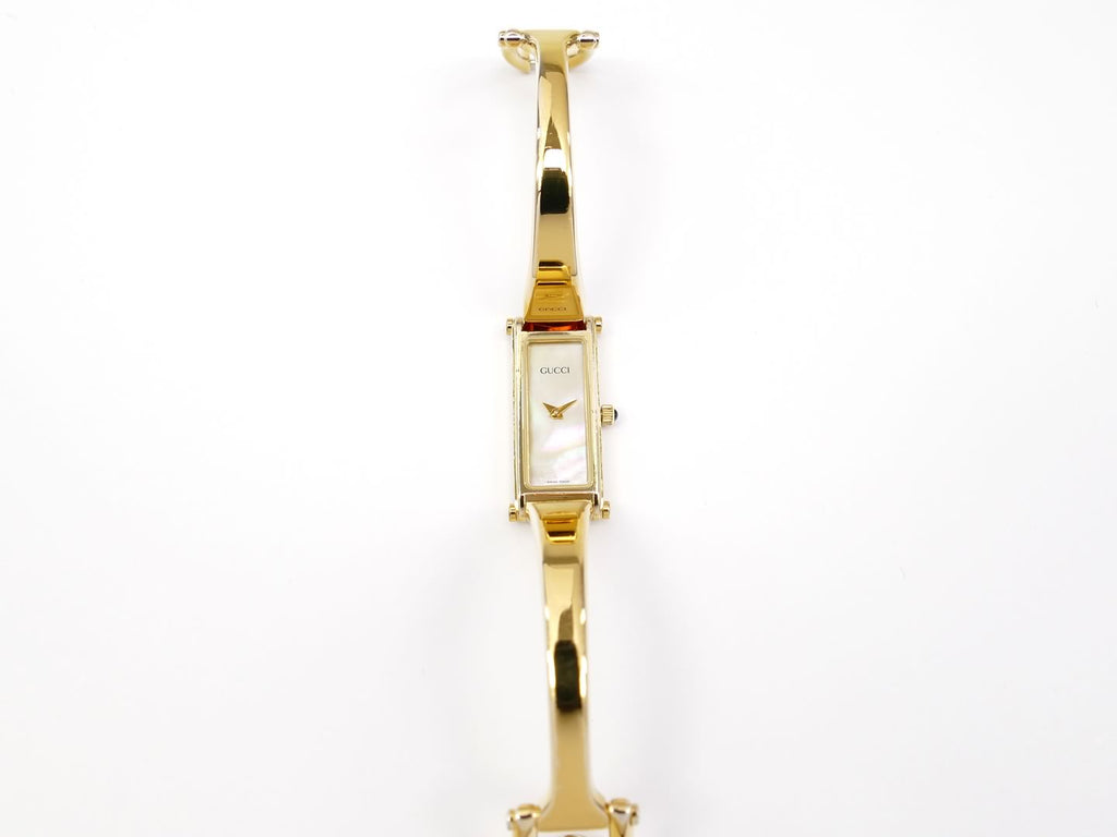 Gucci 1500 rectangular white Dial 