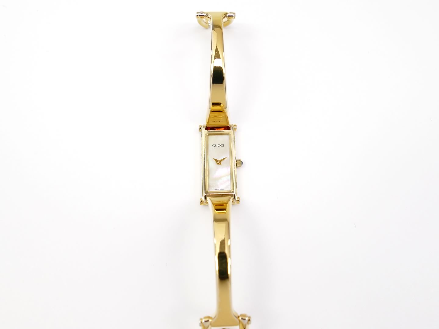 Gucci 1500 rectangular white Dial 