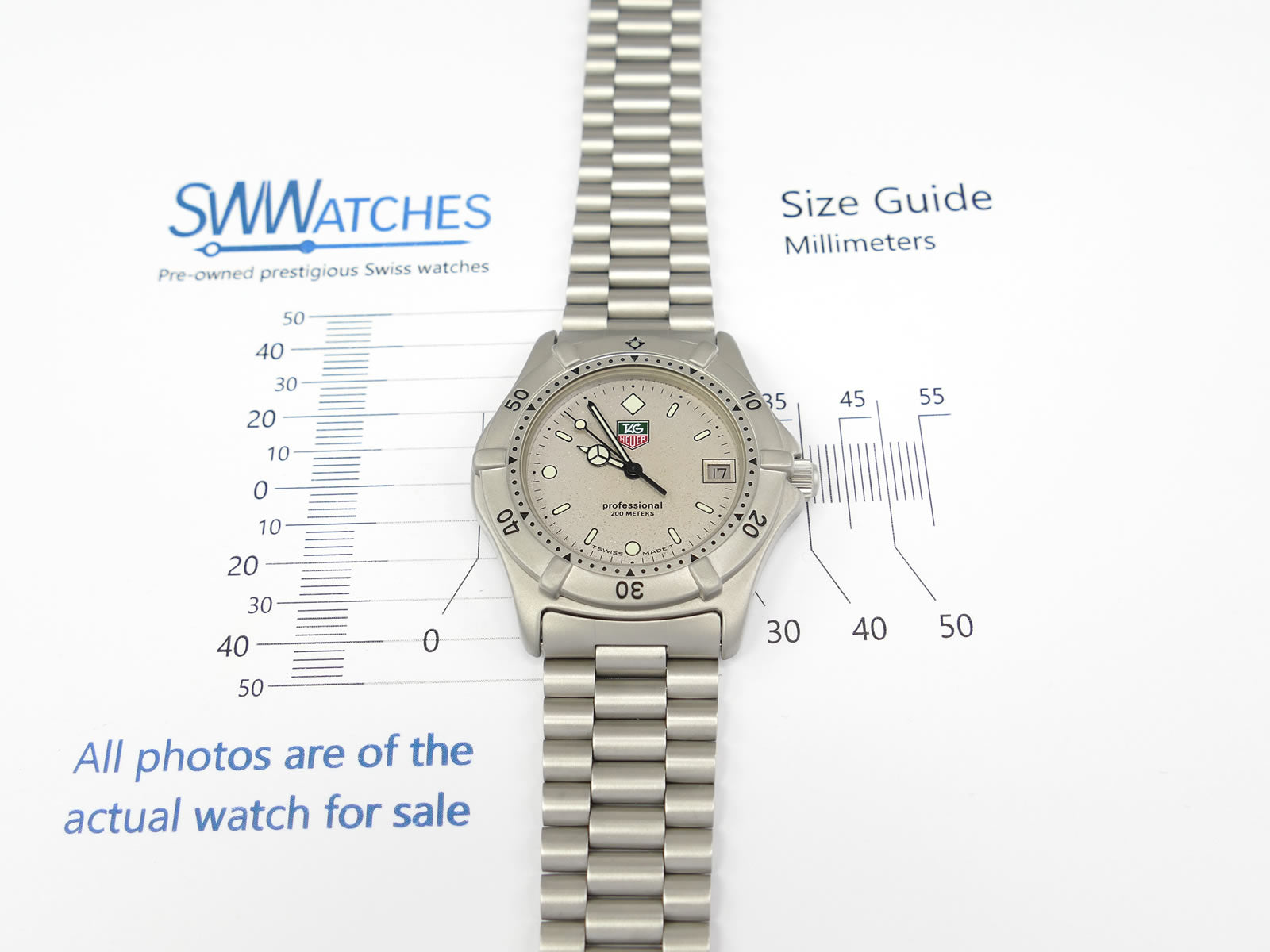 TAG Heuer 2000 Professional Classic Silver / Grey Dial 962.206-2