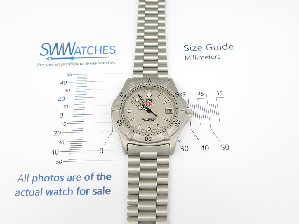 TAG Heuer 2000 962.206-2 Men's 38mm case size