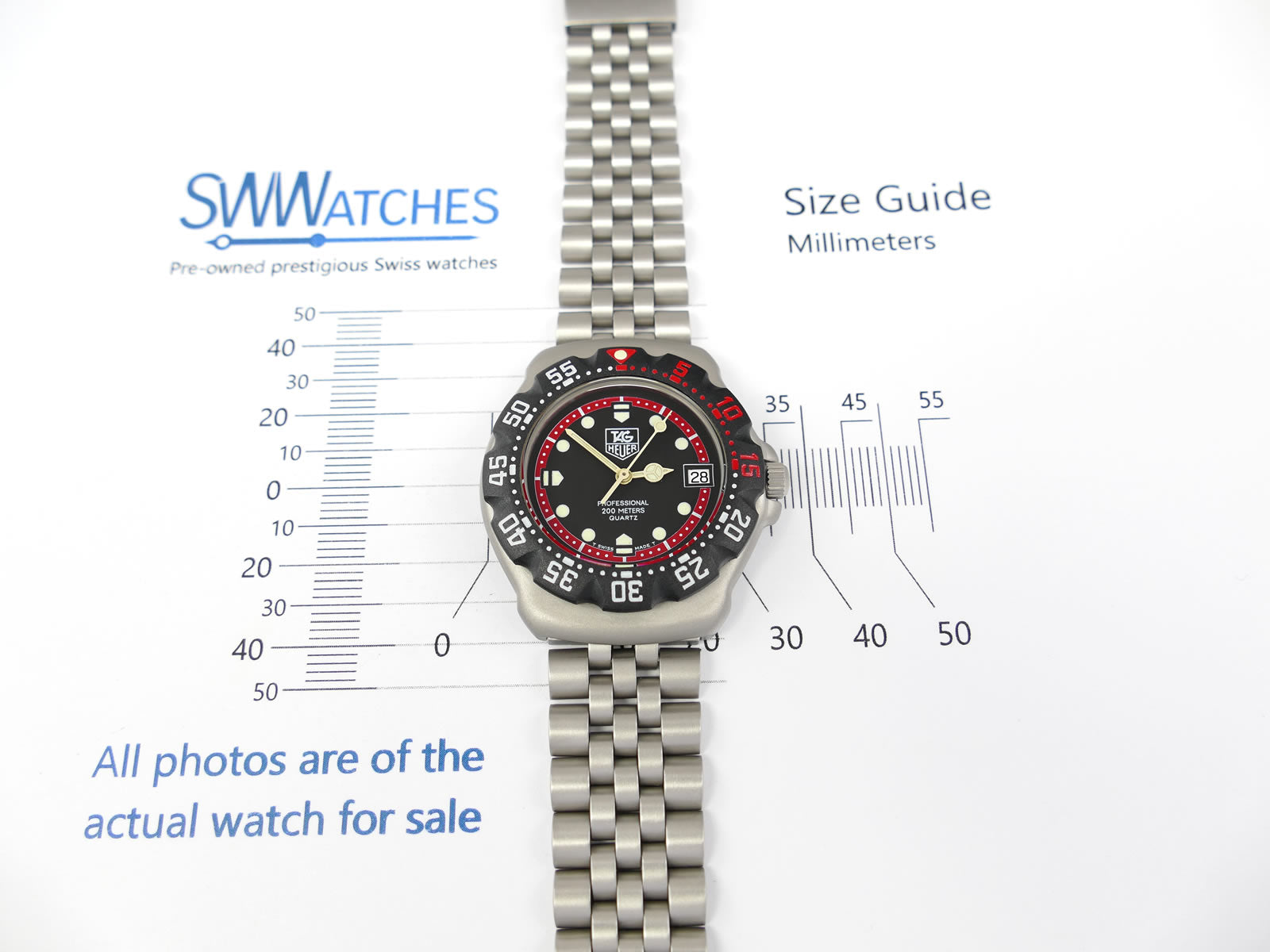 TAG Heuer Formula 1 Black & Red 374.513 Mid size 35mm case size
