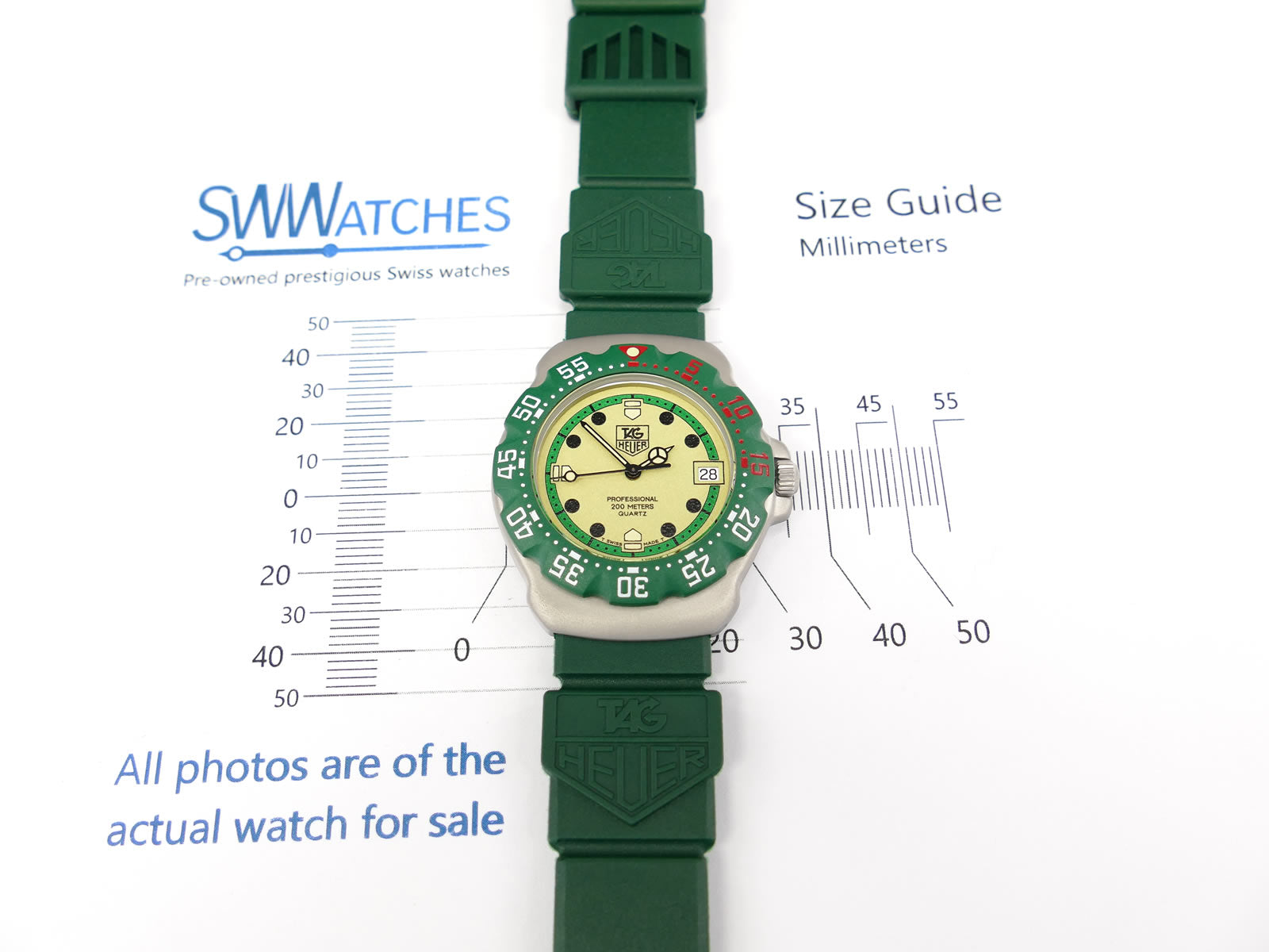 TAG Heuer Formula 1 WA1212 Mid size 35mm case size