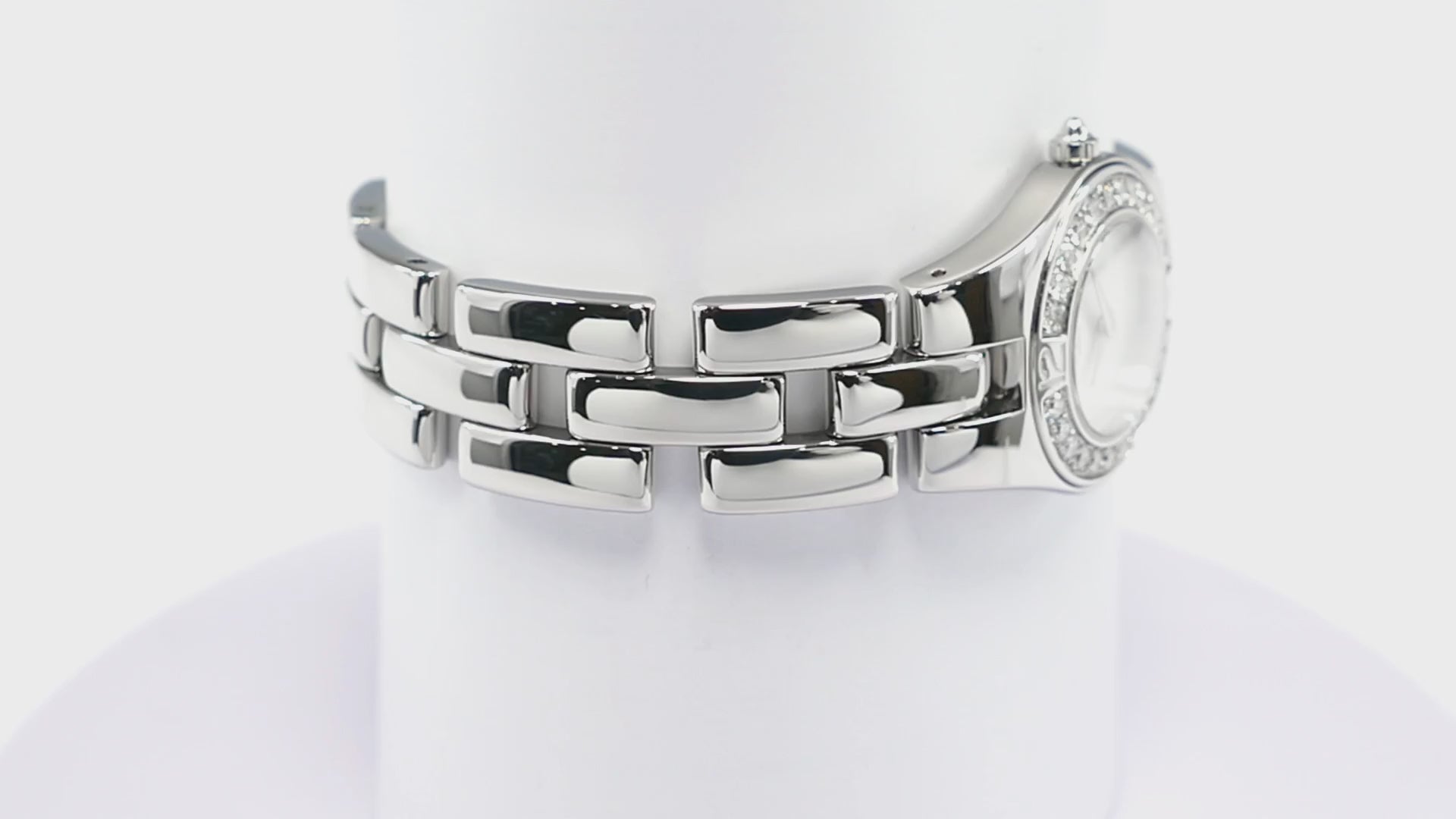 Baume & Mercier Linea 65339 Silver Dial 24 Diamond Bezel Ladies 24mm