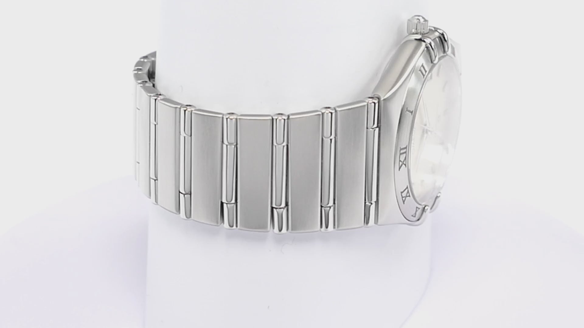 Omega Constellation 1512.30.00 Silver Guilloche Dial Unisex 34mm
