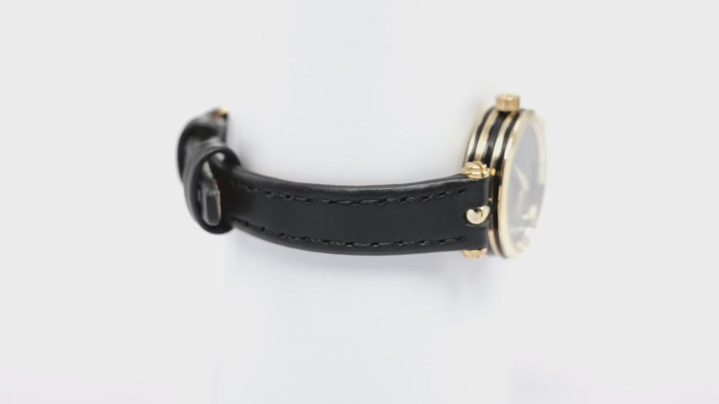 Gucci 2000L Black Dial 18k Gold Plated Ladies 21mm on Black Leather