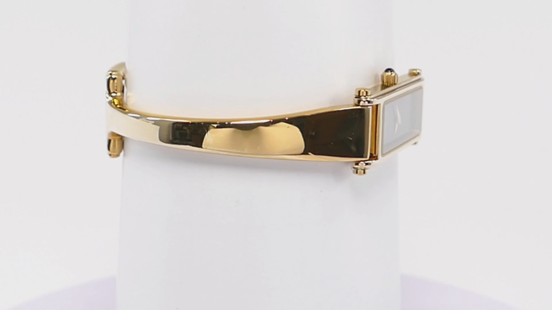 Gucci 1500L Black Dial 18k Gold Plated Bangle Ladies 12mm