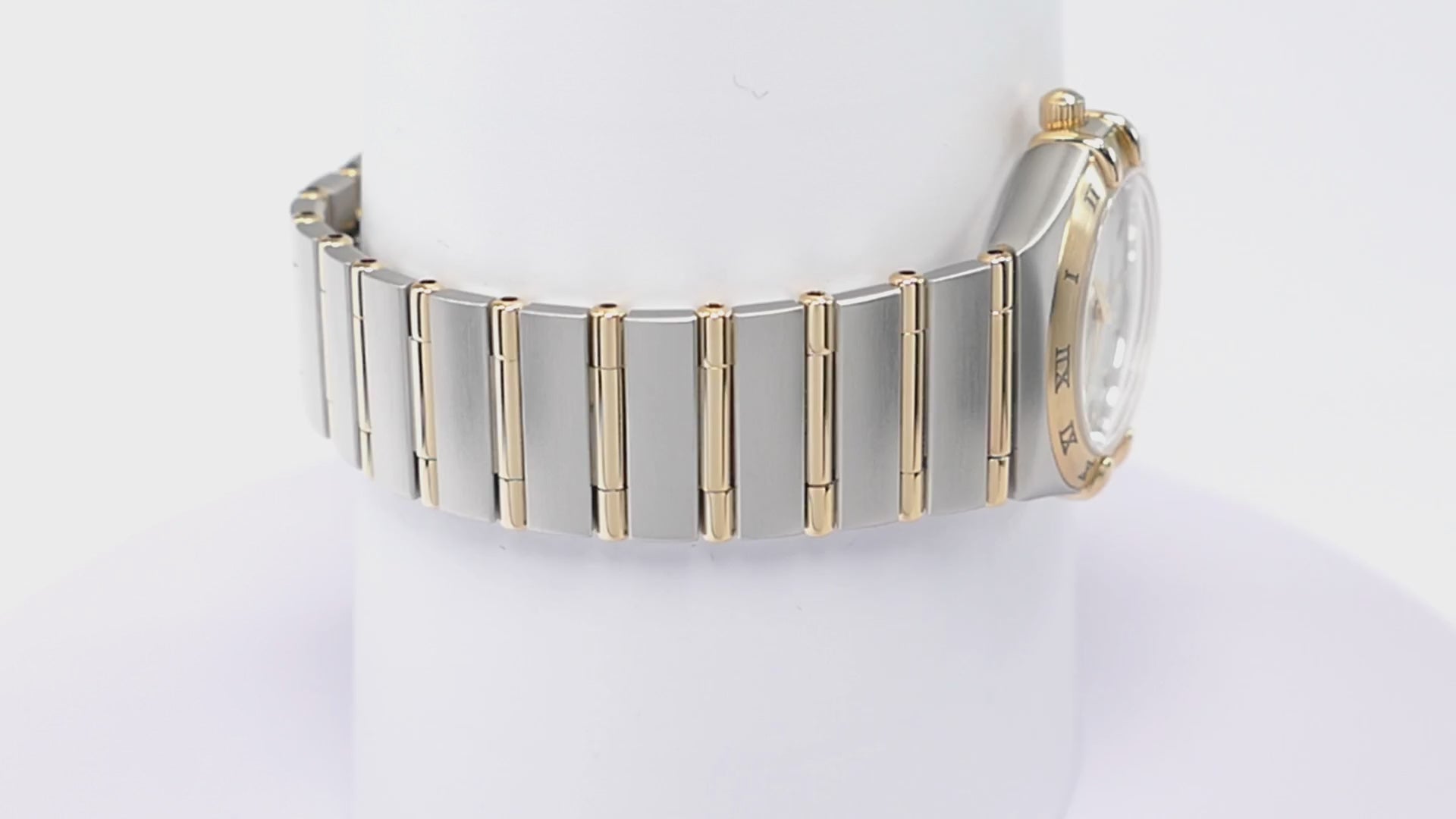 Omega Constellation Mother of Pearl 18k Gold Ladies 25mm 1272.70.00
