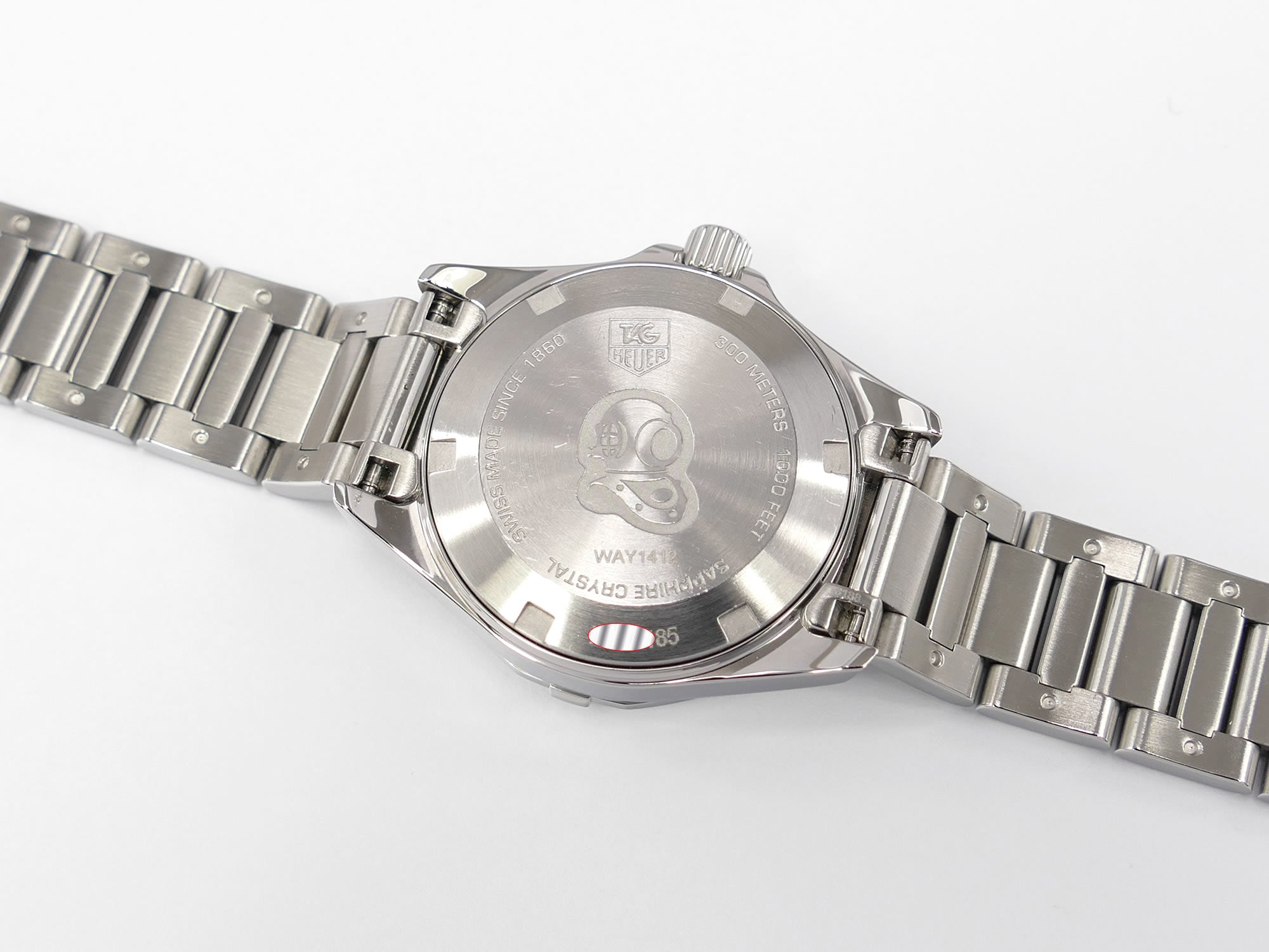 TAG Heuer Aquaracer WAY1412 stainless steel screw down case back