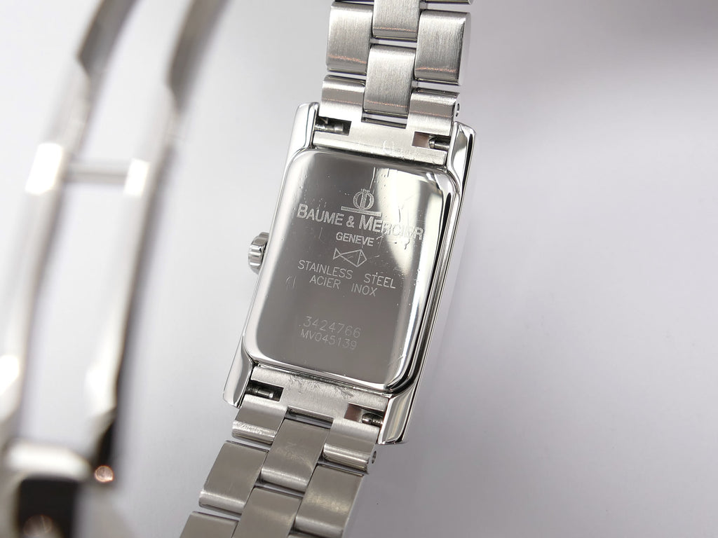 Baume & Mercier Hampton MV045139 Stainless Steel case back