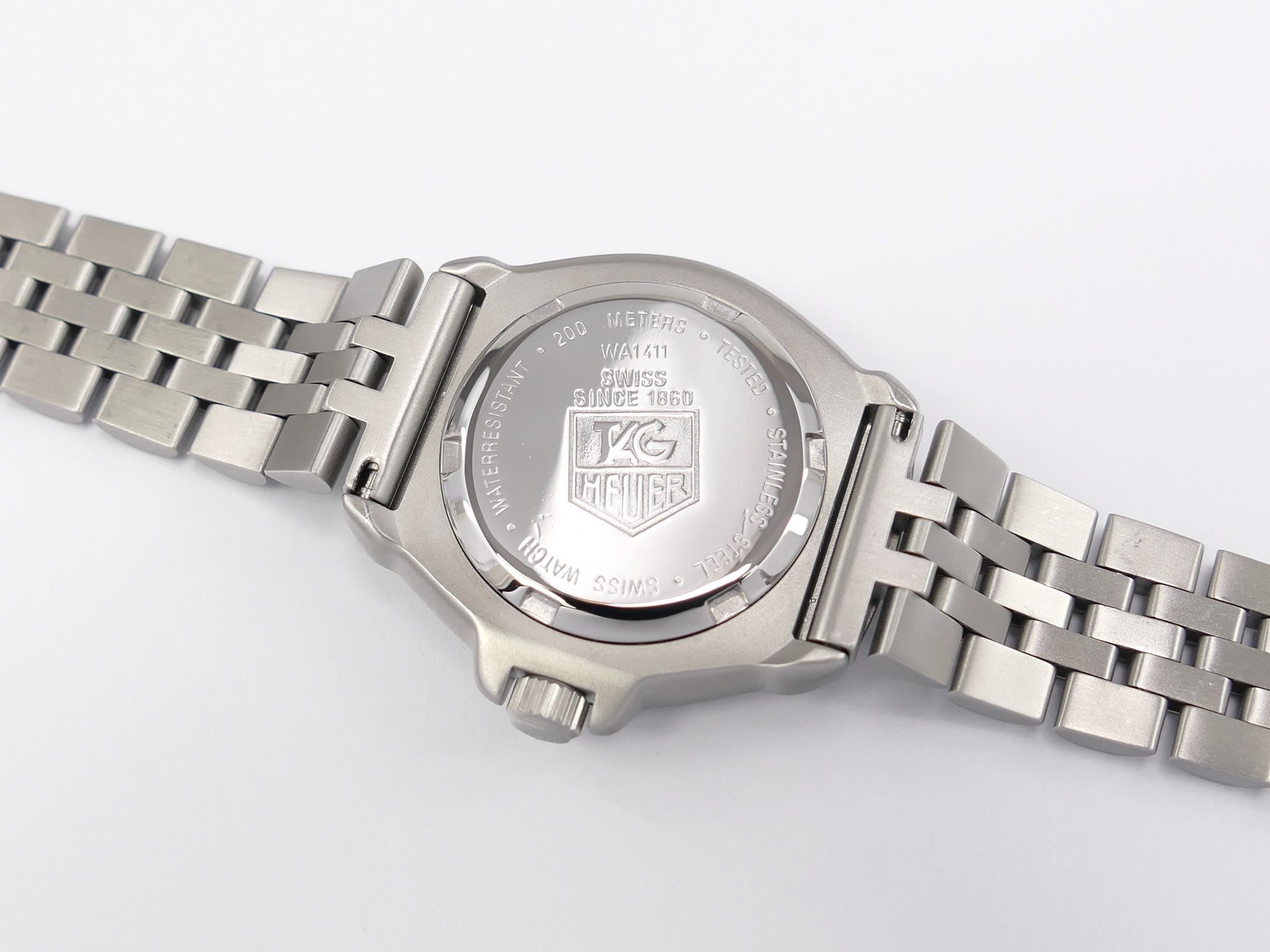 TAG Heuer Formula 1 Ladies WA1411 stainless steel screw down case back