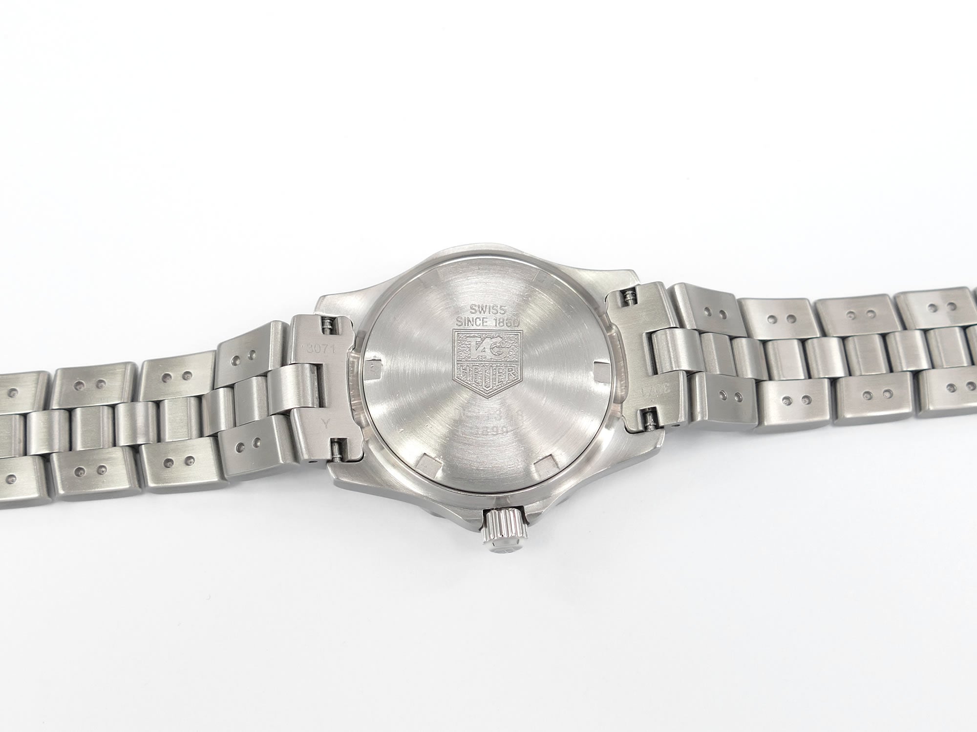 TAG Heuer 2000 Exclusive WN1318 stainless steel screw down case back