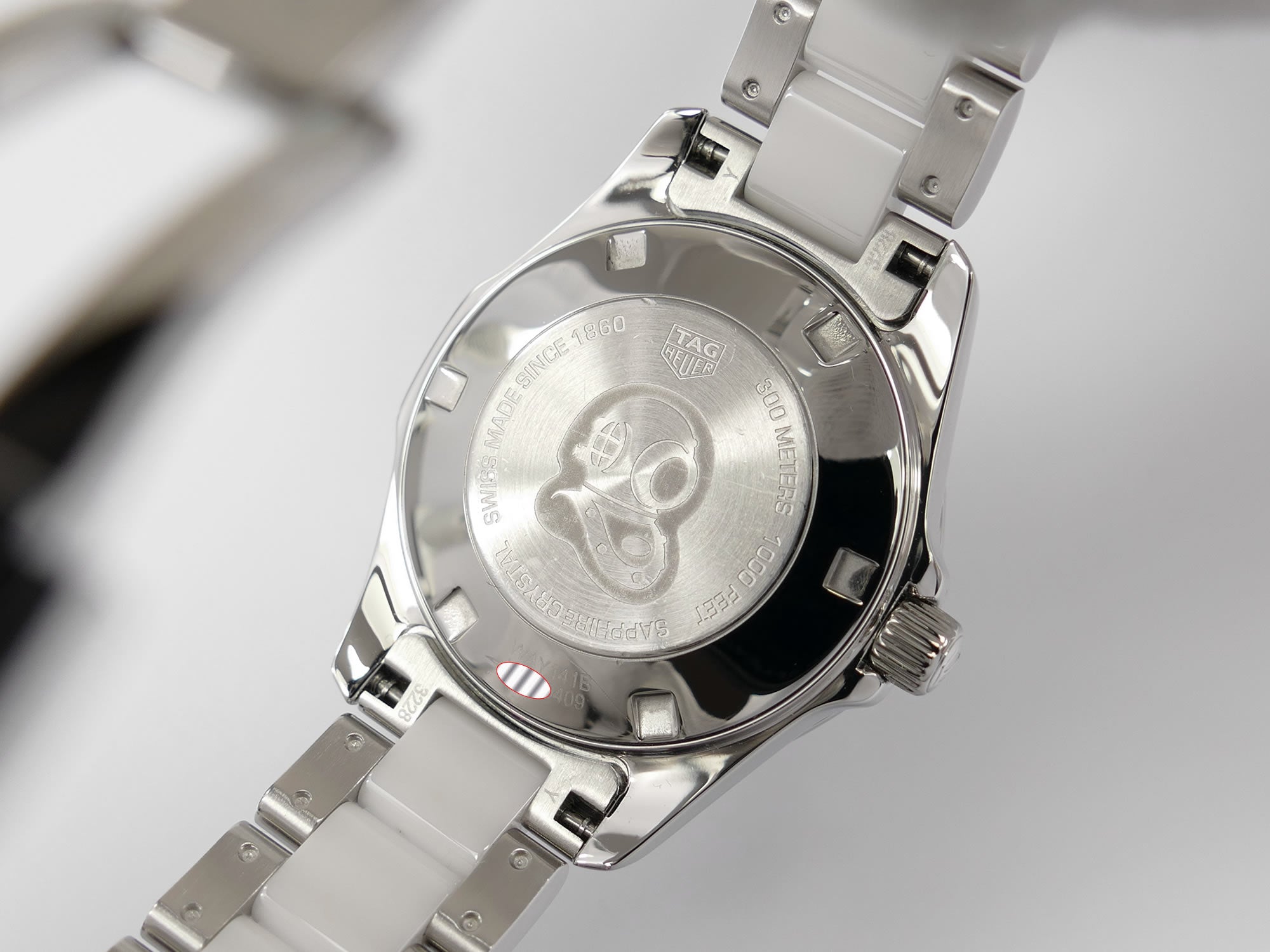TAG Heuer Aquaracer WAY141B stainless steel screw down case back