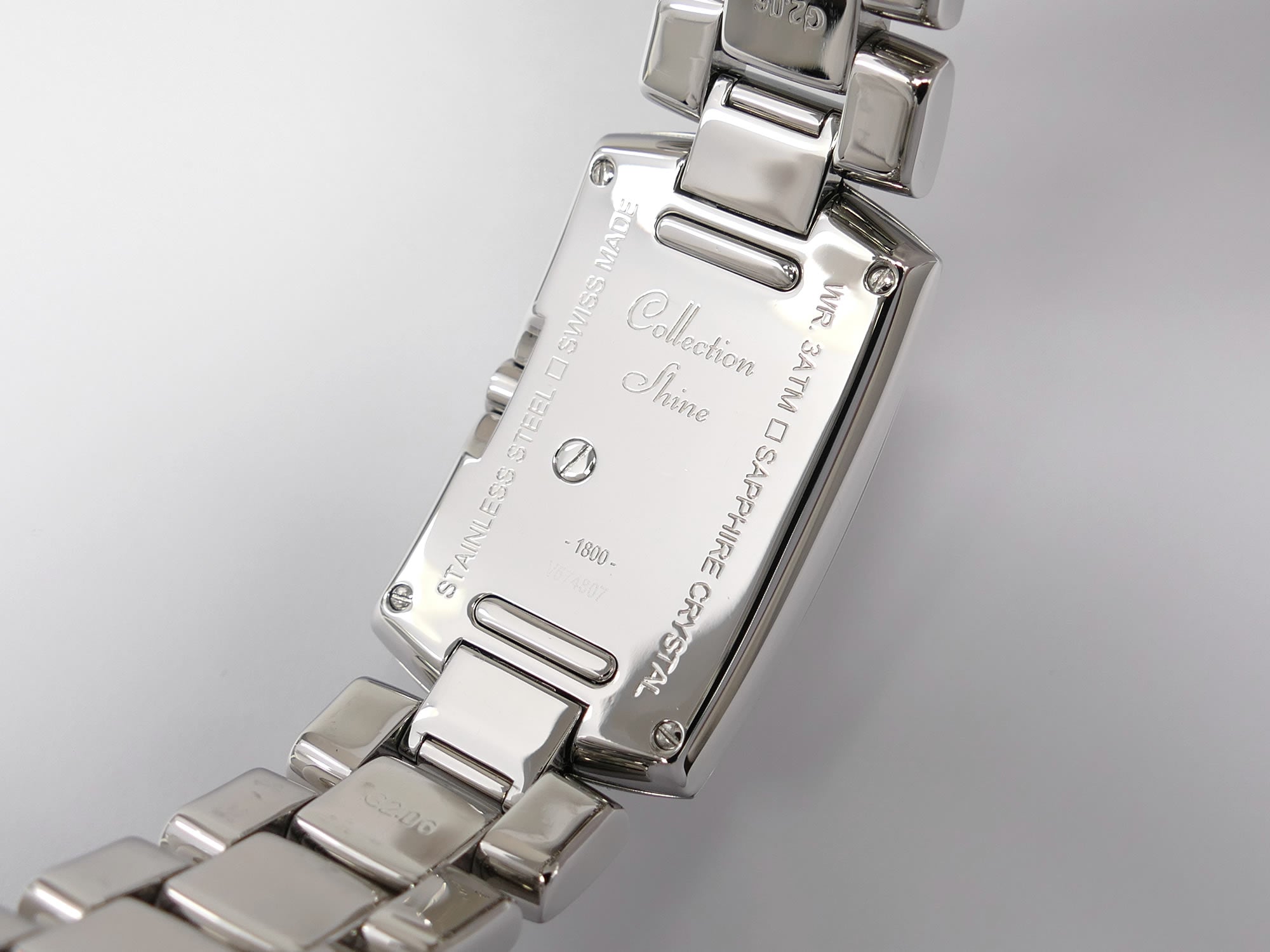 Raymond Weil Shine 1800 stainless steel case back