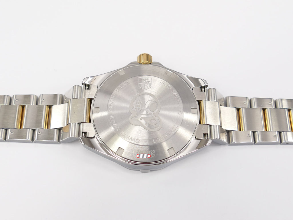 TAG Heuer Aquaracer WAY1120 Stainless steel screw down case back