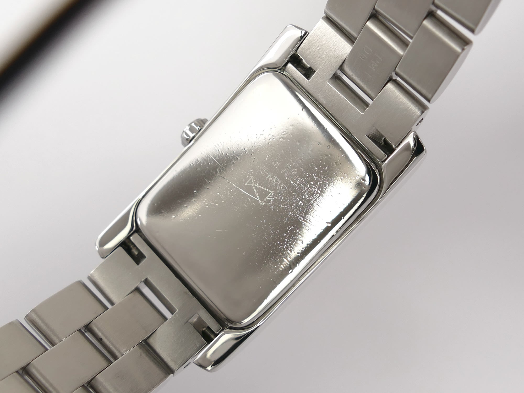 Baume & Mercier Hampton MV045063 stainless steel case back