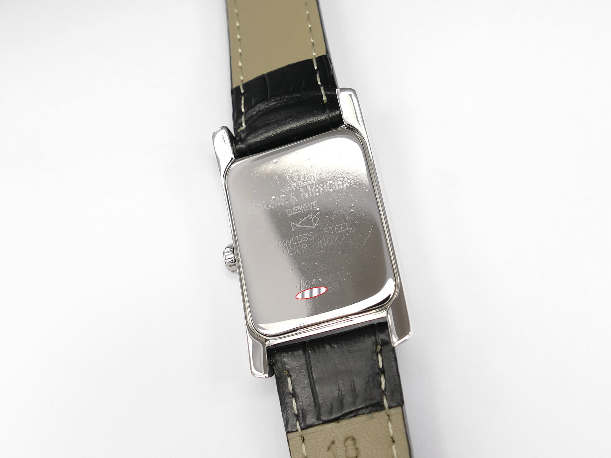 Baume & Mercier Hampton MV045063 stainless steel case back