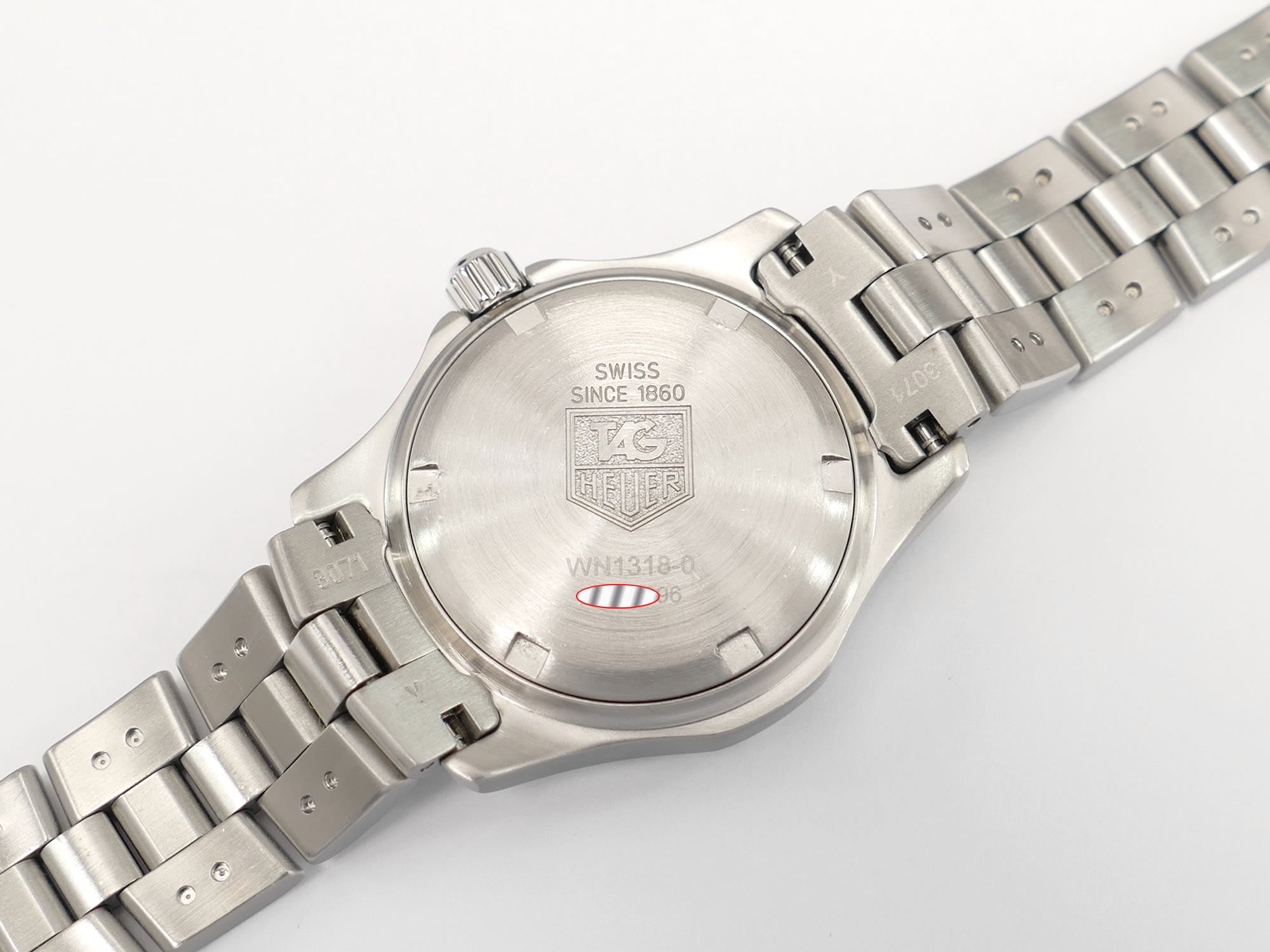 TAG Heuer 2000 Exclusive WN1318-0 stainless steel screw down case back
