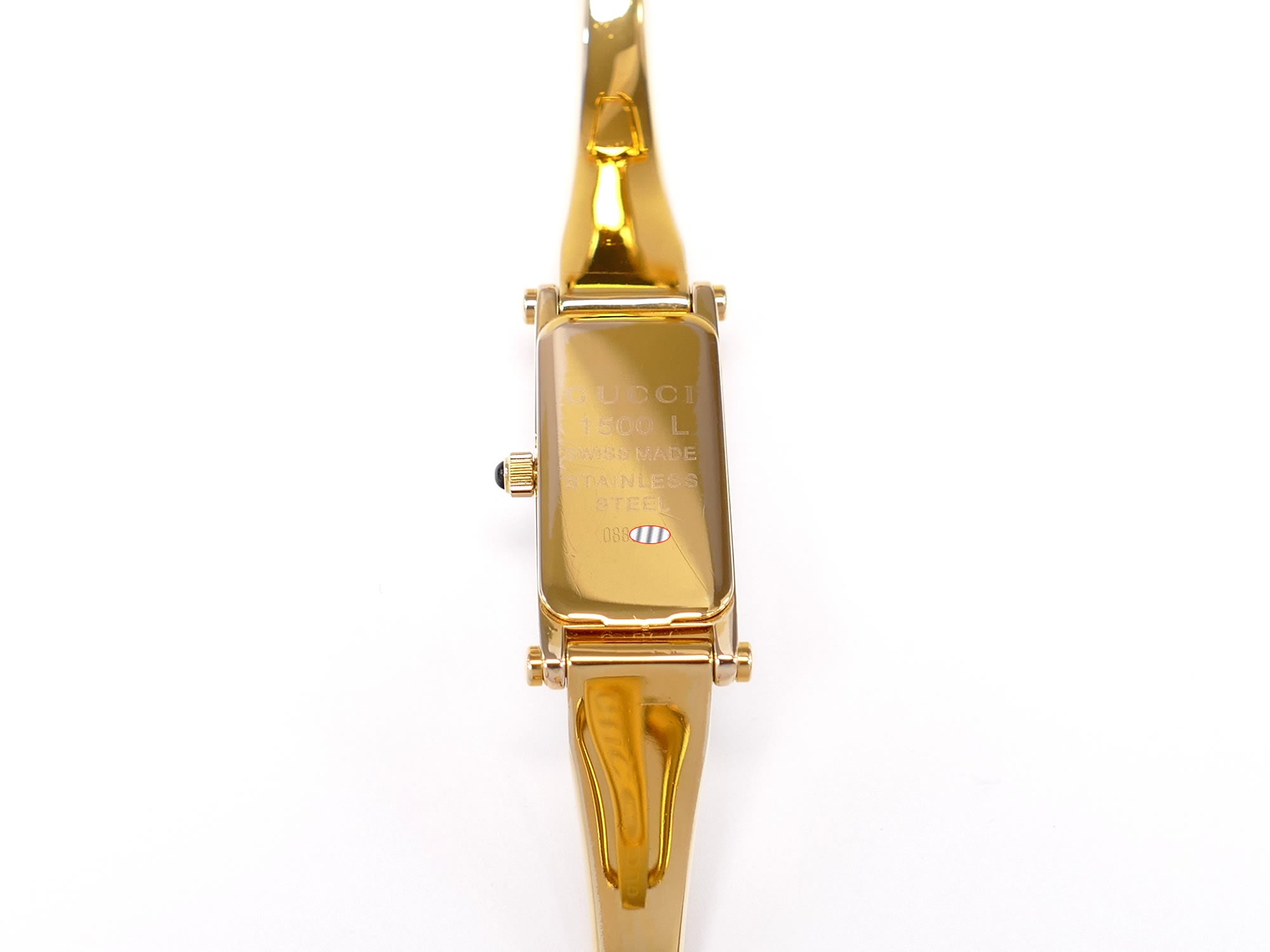 Gucci 1500L 18k Gold Plated case back