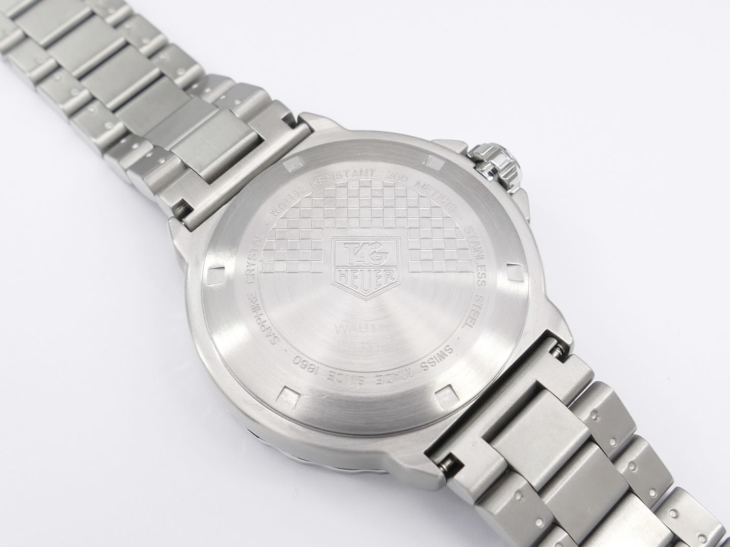 TAG Heuer Formula 1 Black Dial WAU1112.BA0858 screw down case back