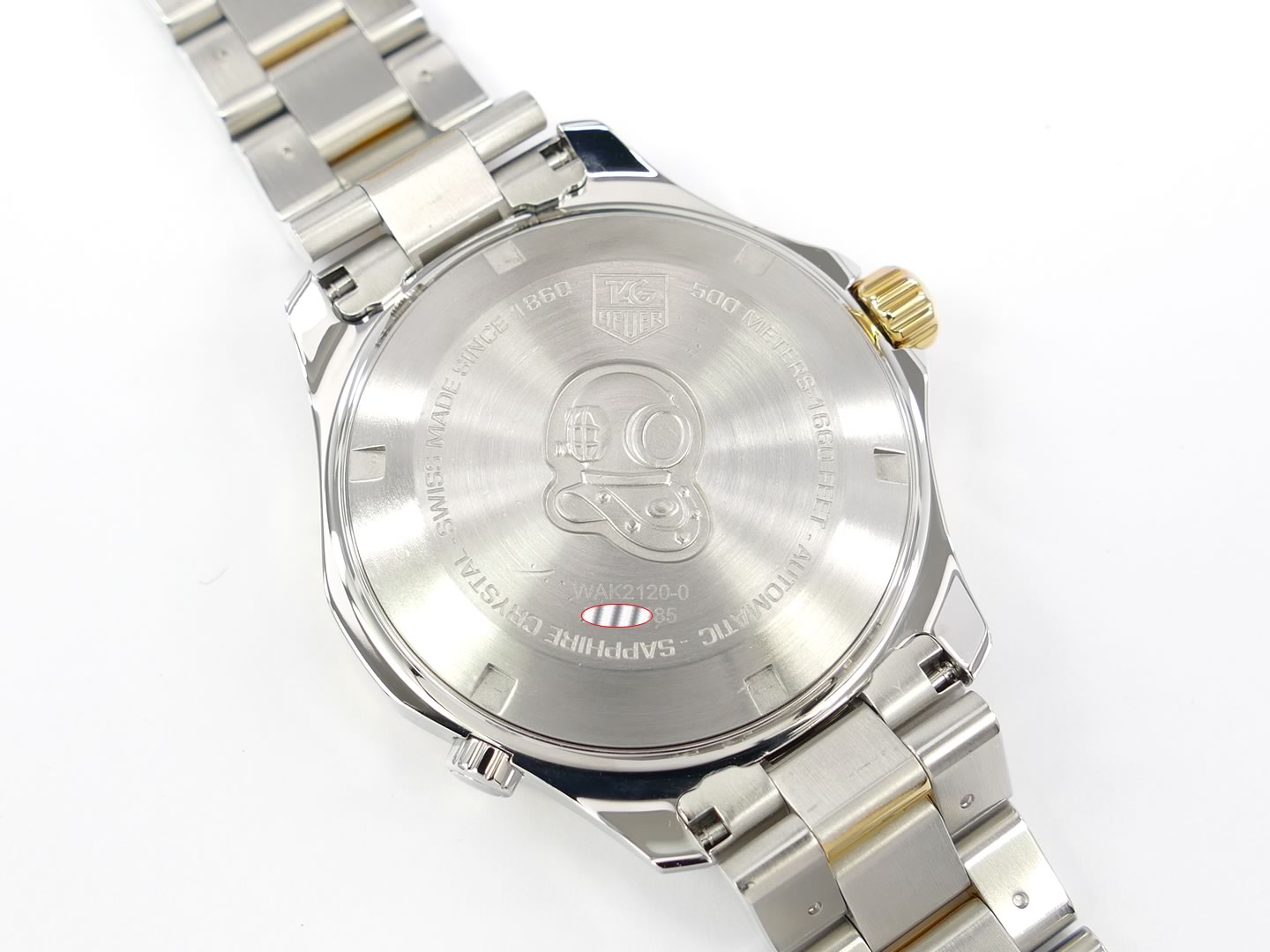 TAG Heuer Aquaracer Calibre 5 WAK2120.BB0835 screw down case back
