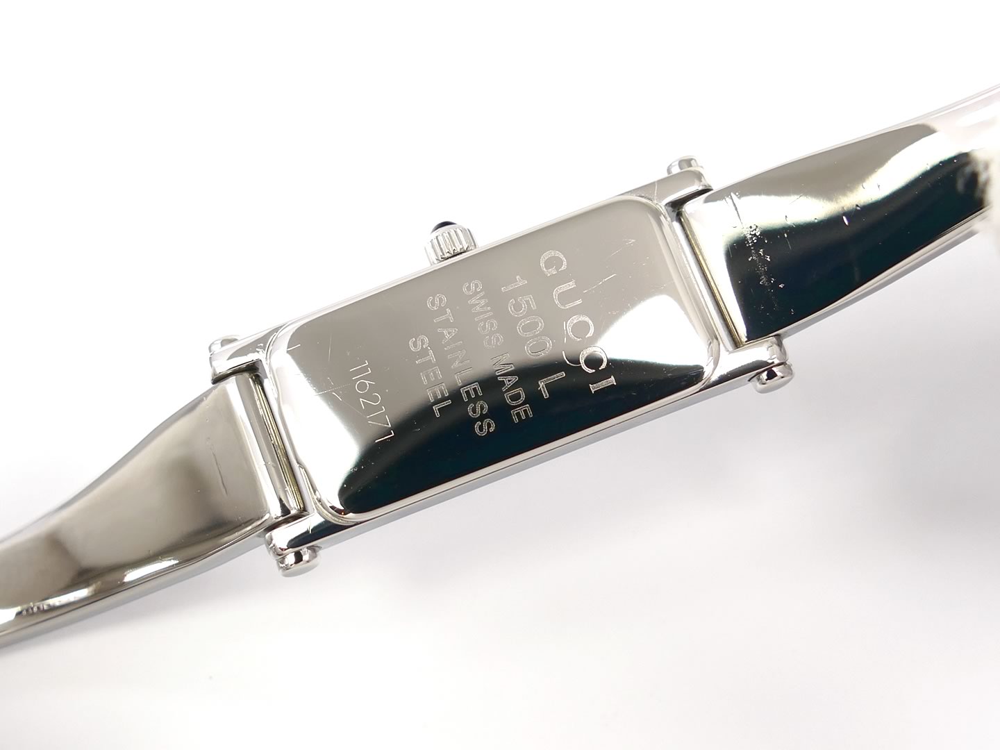 Gucci 1500 L Grey with Stainless Steel case back