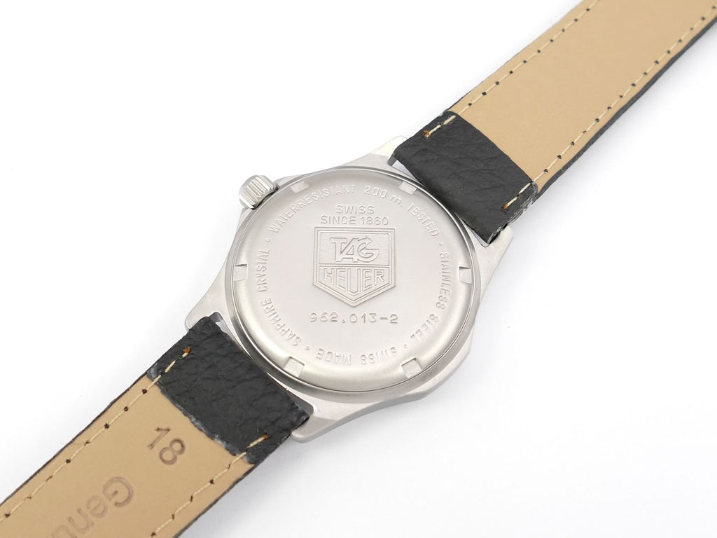 TAG Heuer 2000 Classic Black 962.013-2 screw down case back