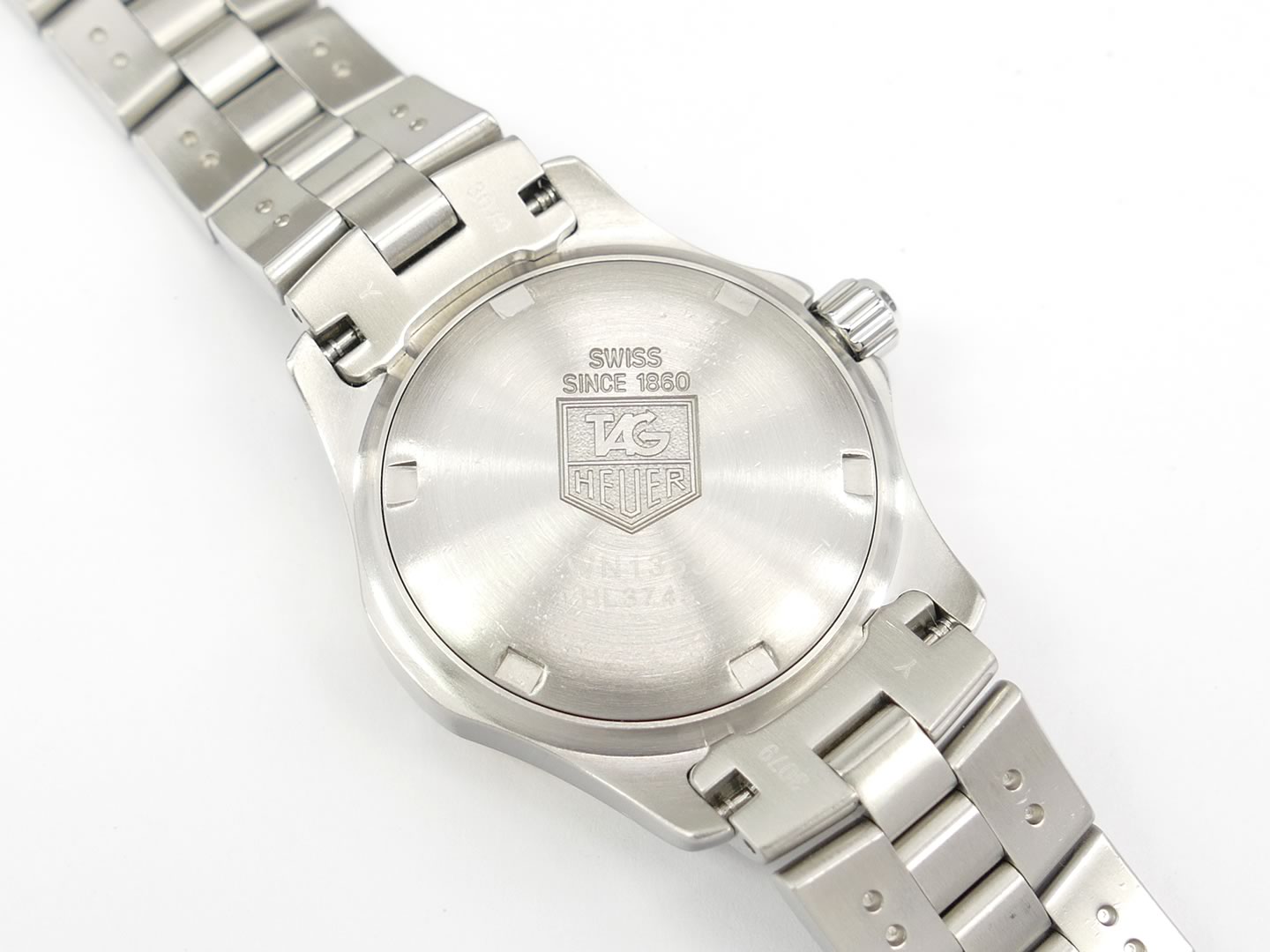 TAG Heuer 2000 Exclusive WN1353 screw down case back