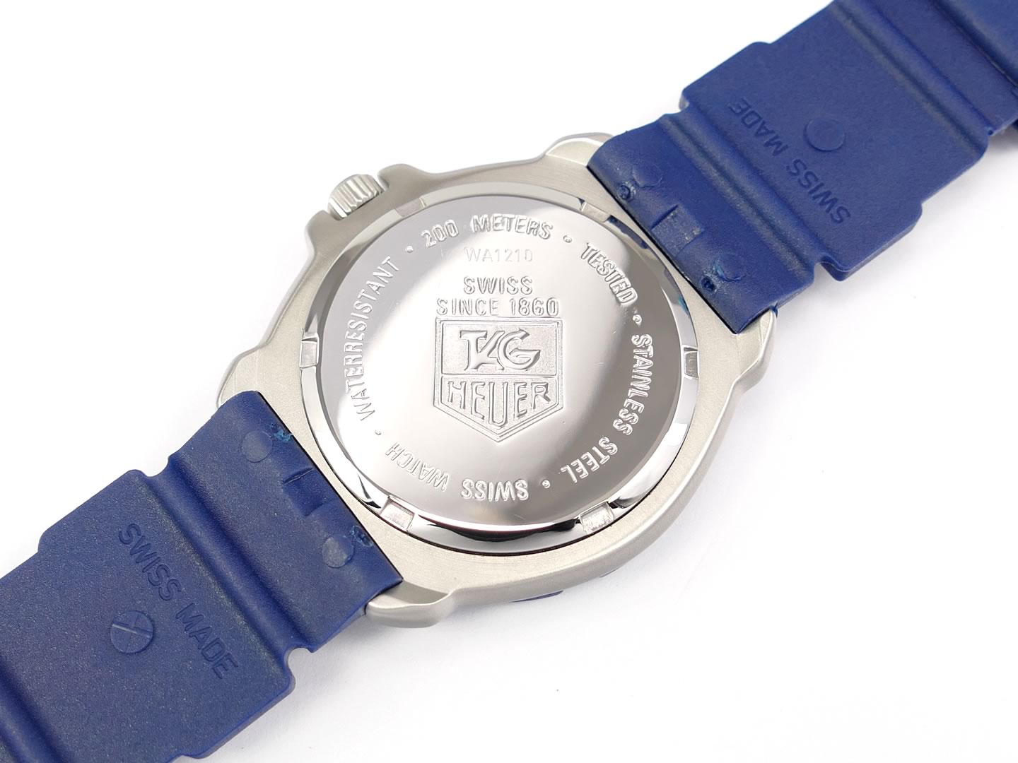 TAG Heuer Formula 1 WA1210 screw down case back