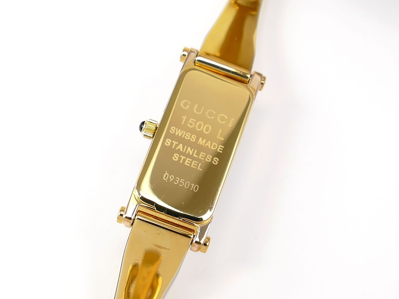 Gucci 1500L 18k Gold Plated case back