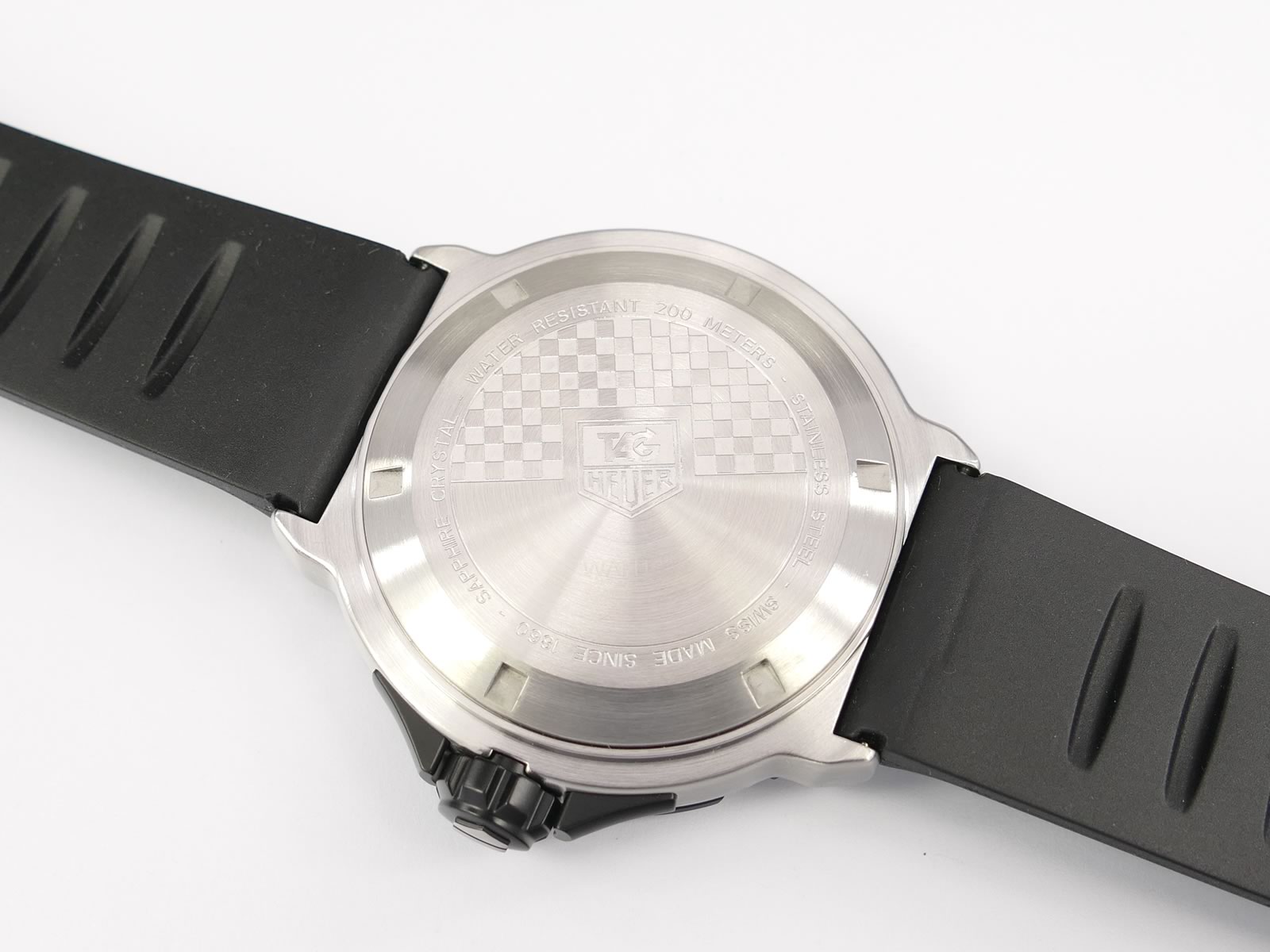 TAG Heuer Formula 1 WAH1011.BT0717 screw down case back
