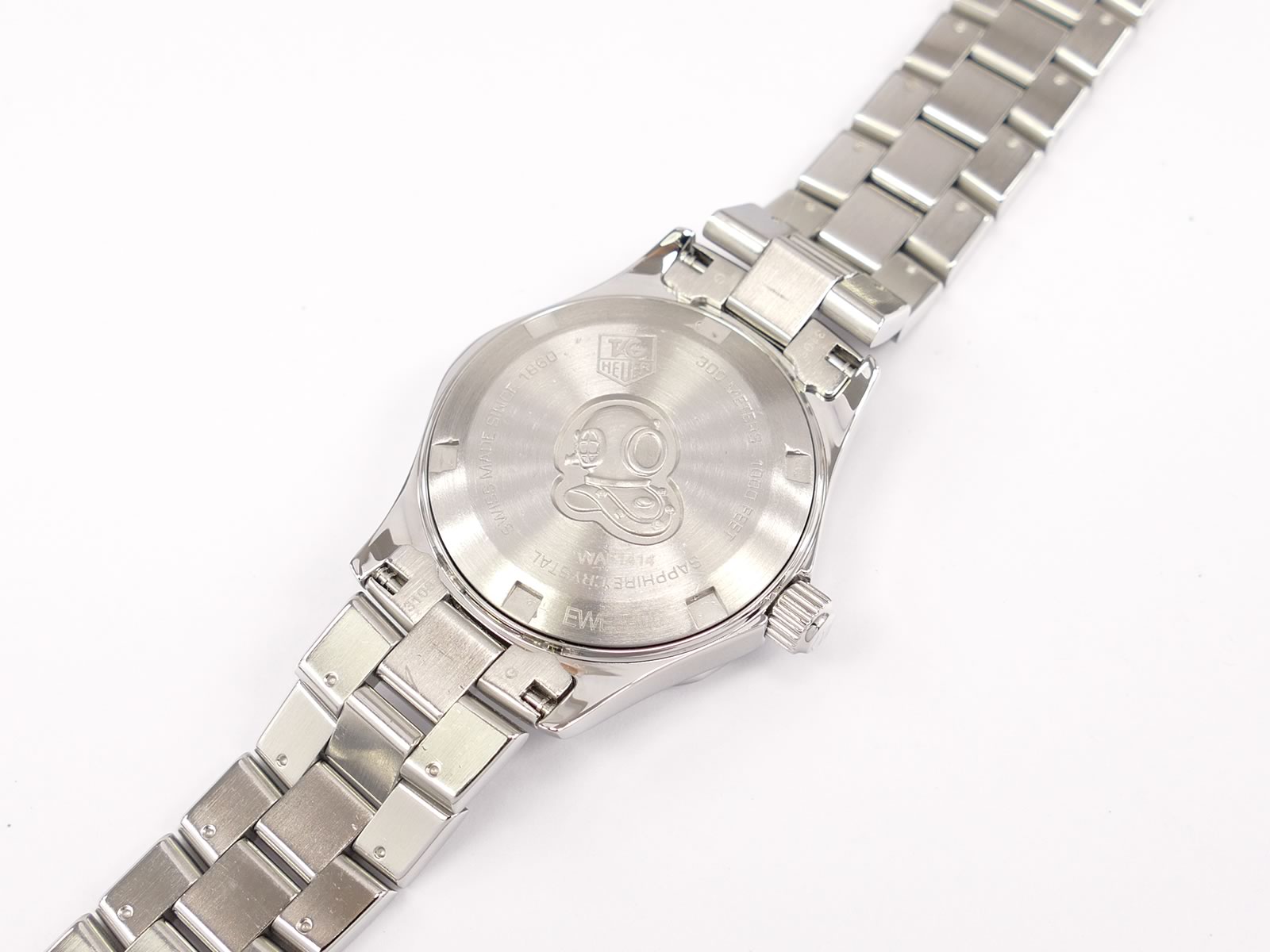 TAG Heuer Aquaracer WAF1414 screw down case back
