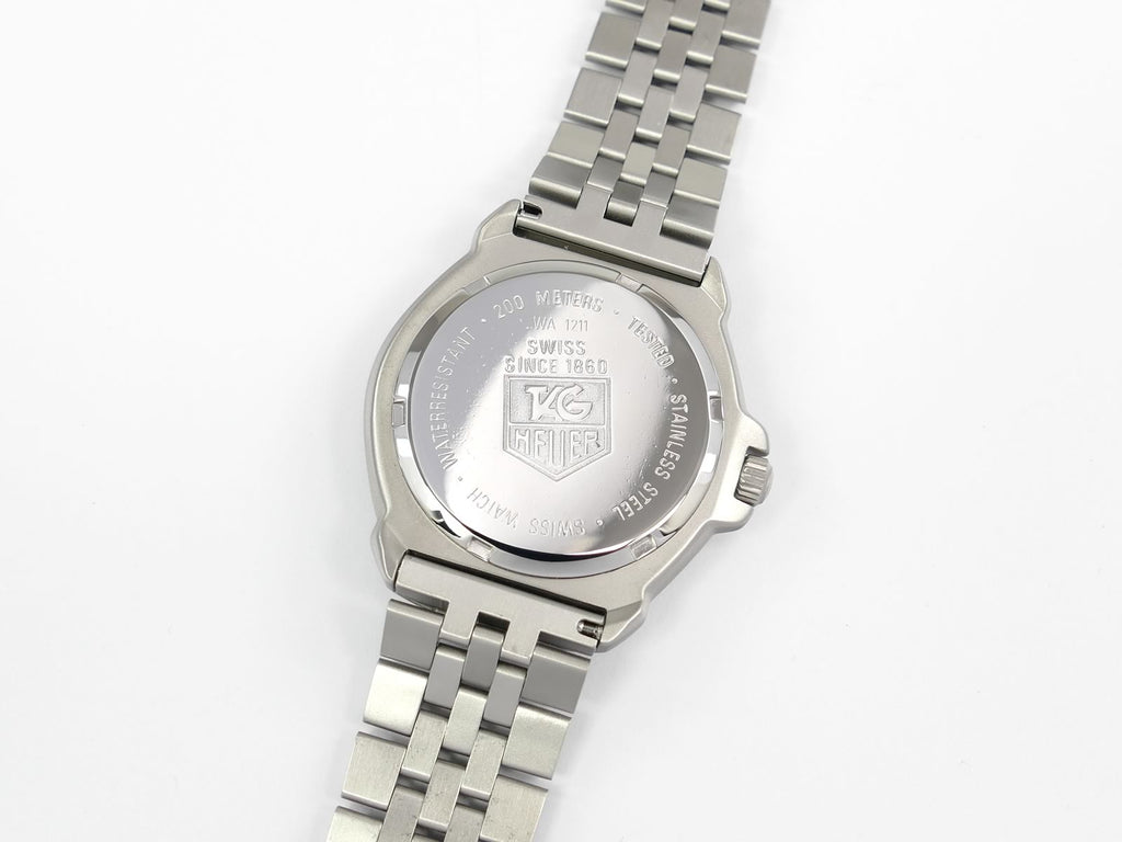 TAG Heuer Formula 1 WA1211 screw down case back