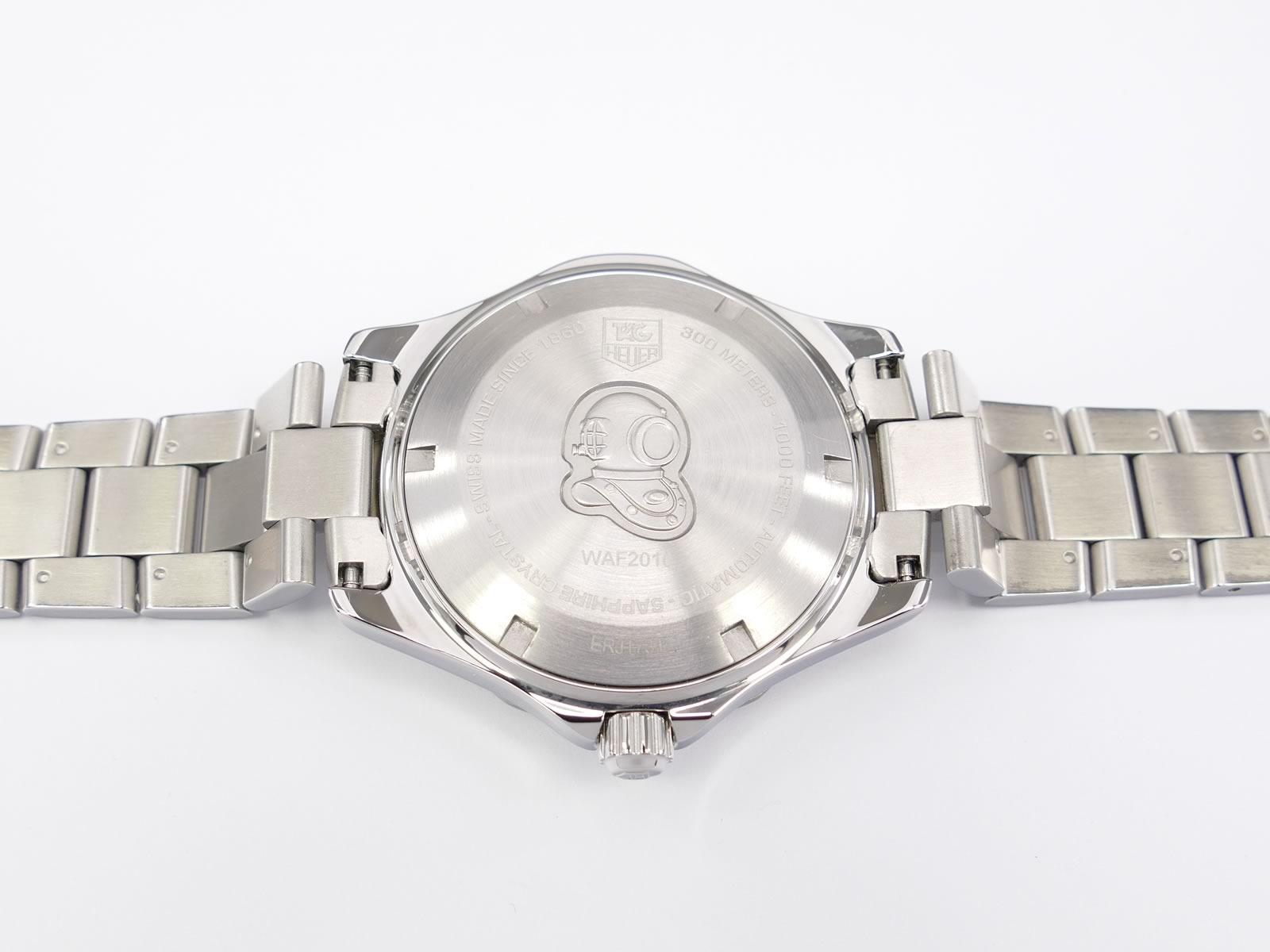 TAG Heuer Aquaracer WAF2010.BA0818 stainless steel screw down case back