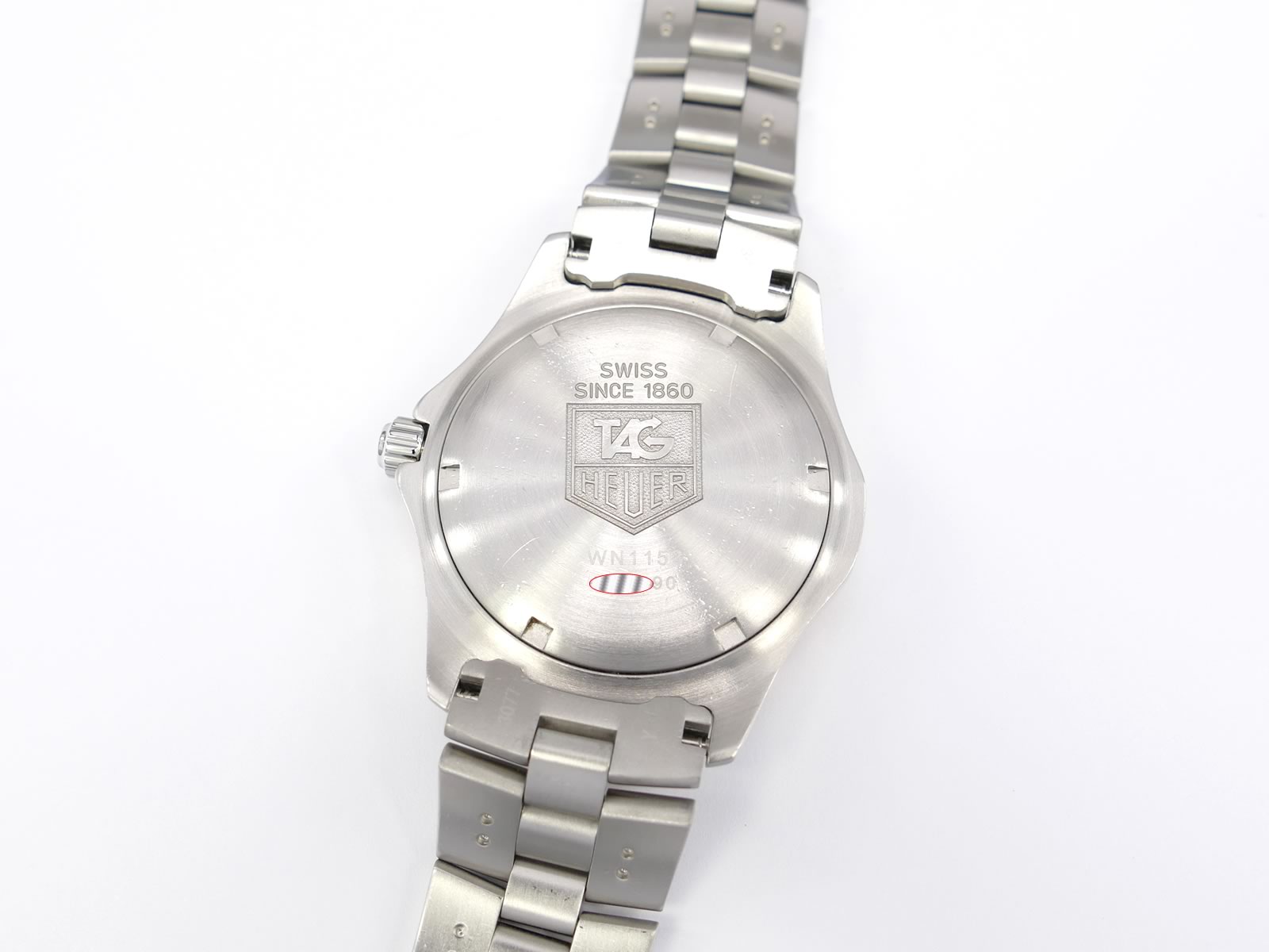TAG Heuer Exclusive WN1153.BD0341 screw down case back