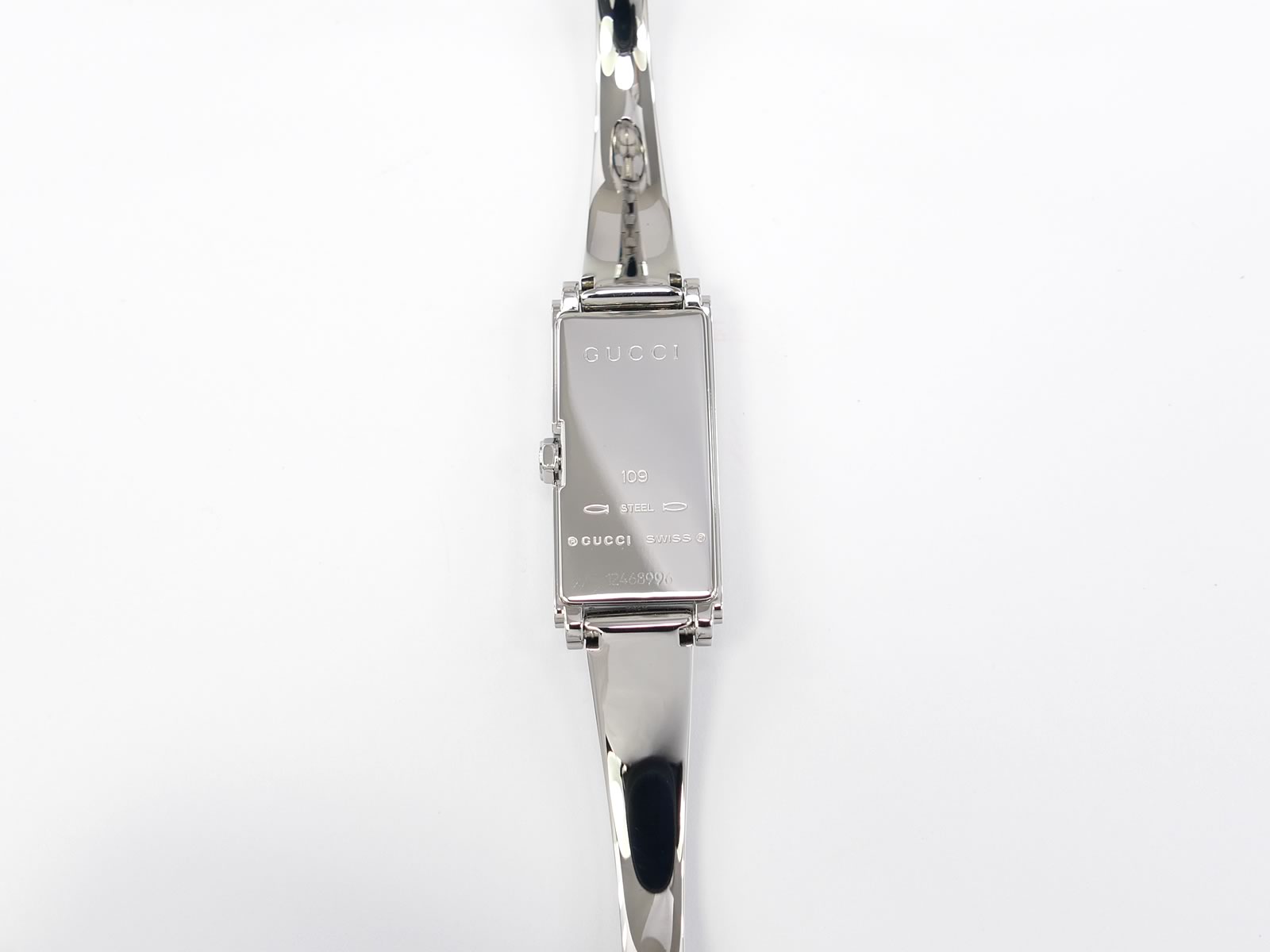Gucci G-Line 109 YA109523 Stainless Steel case back