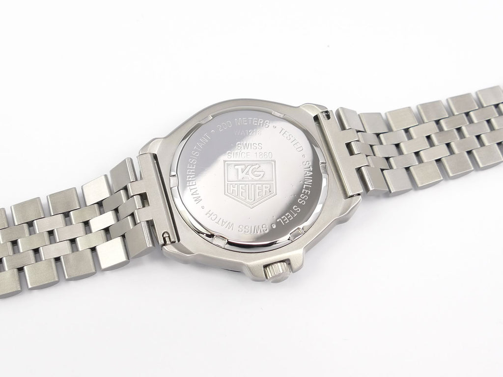 TAG Heuer Formula 1 WA1218 screw down case back