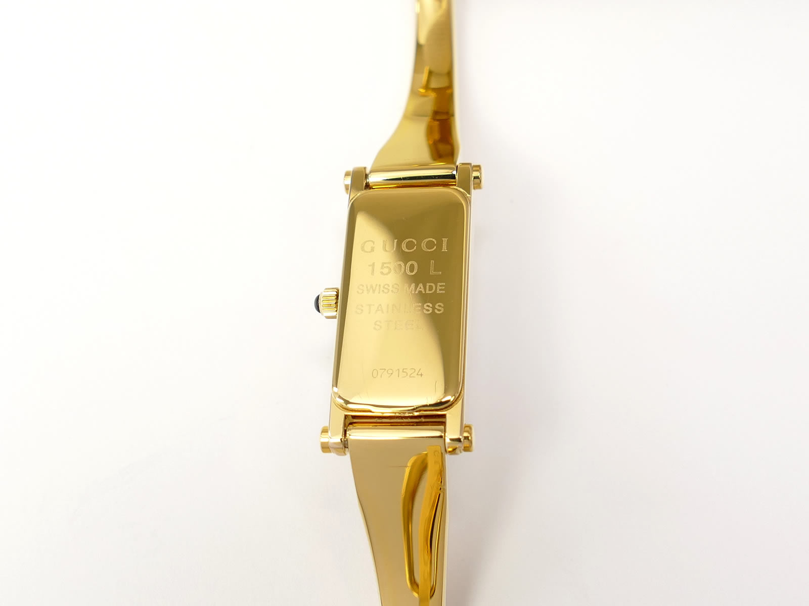 Gucci 1500L 18k Gold Plated case back
