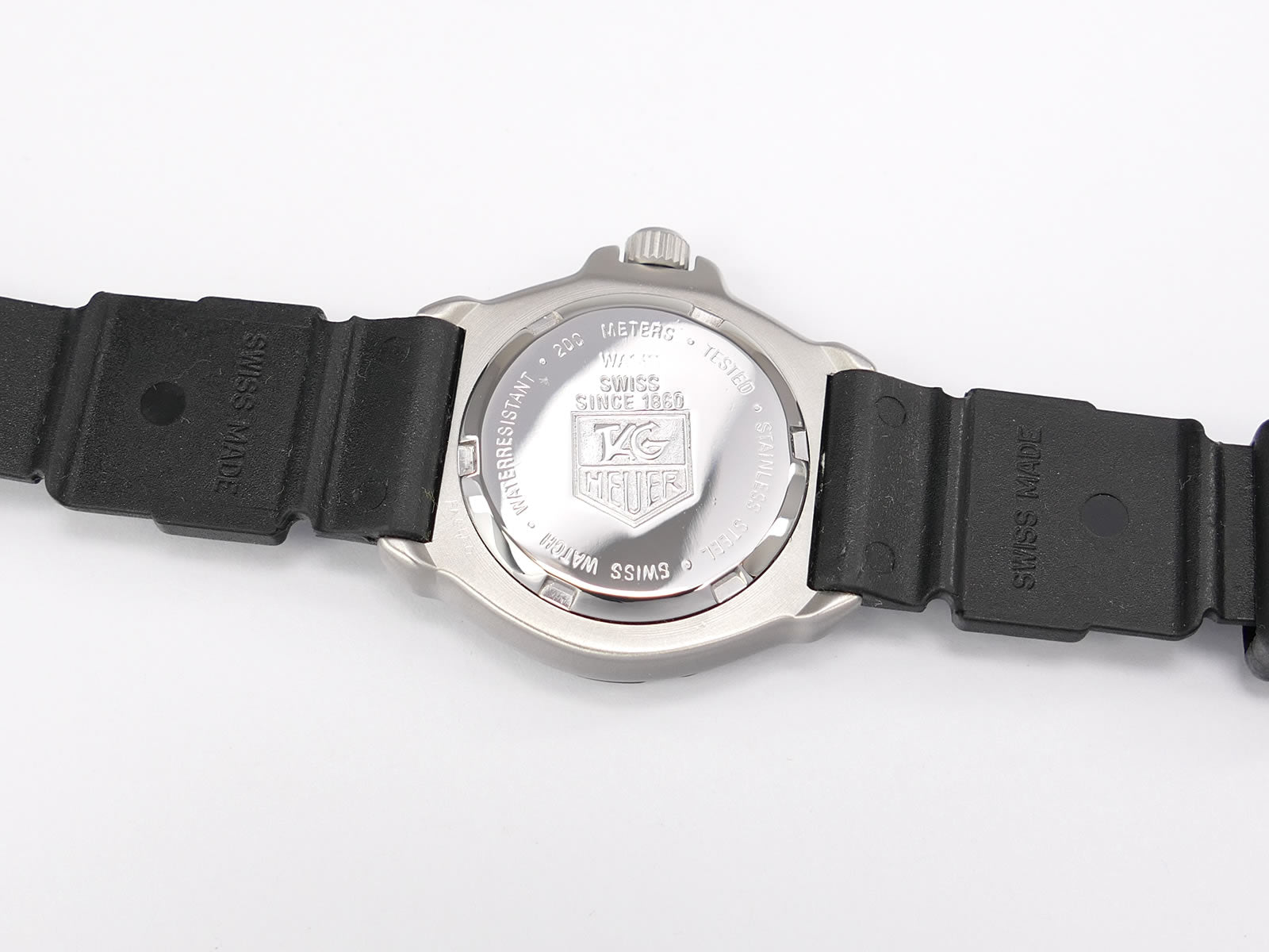 TAG Heuer Formula 1 WA1411 stainless steel screw down case back