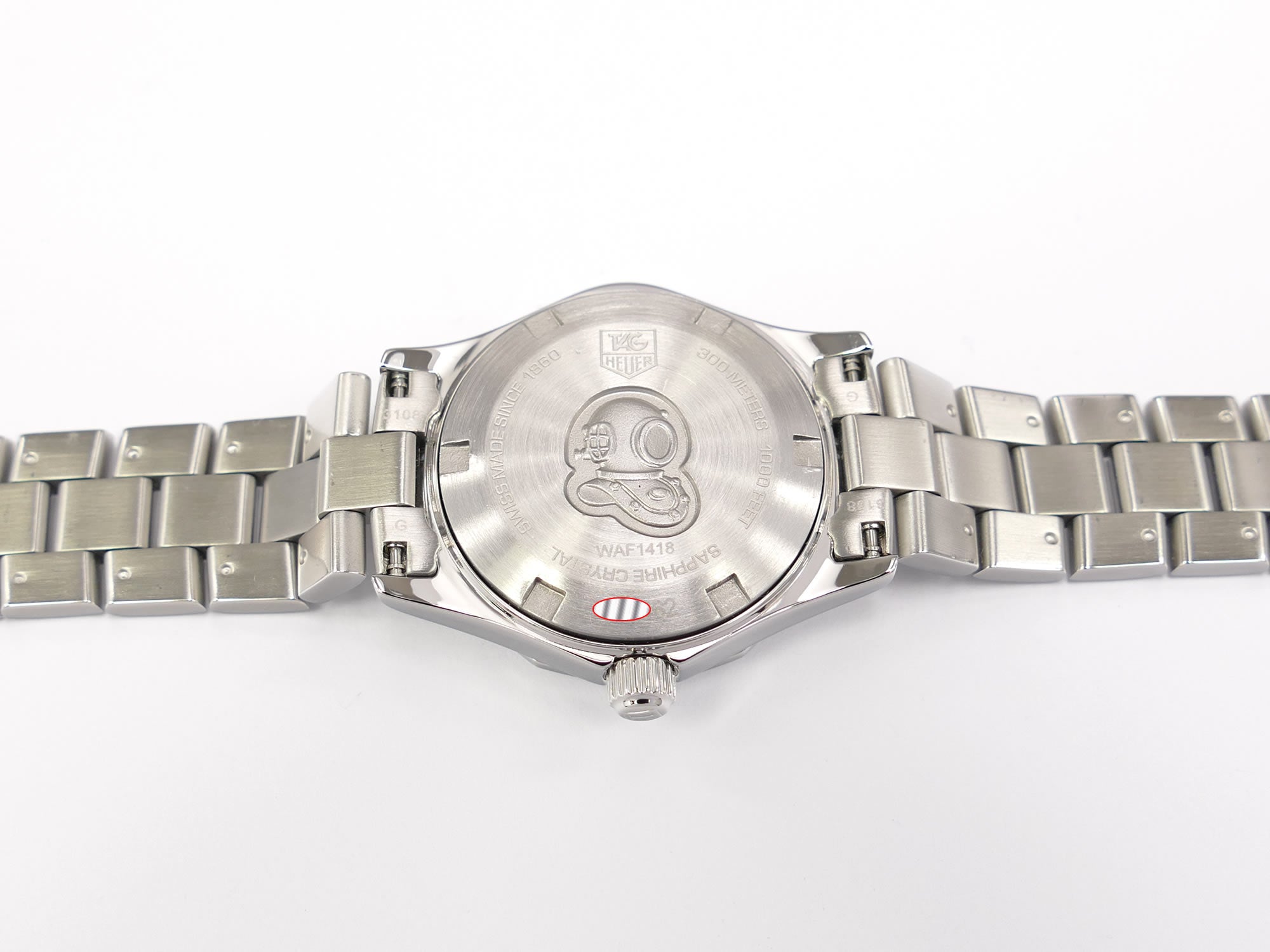 TAG Heuer Aquaracer WAF1418 stainless steel screw down case back